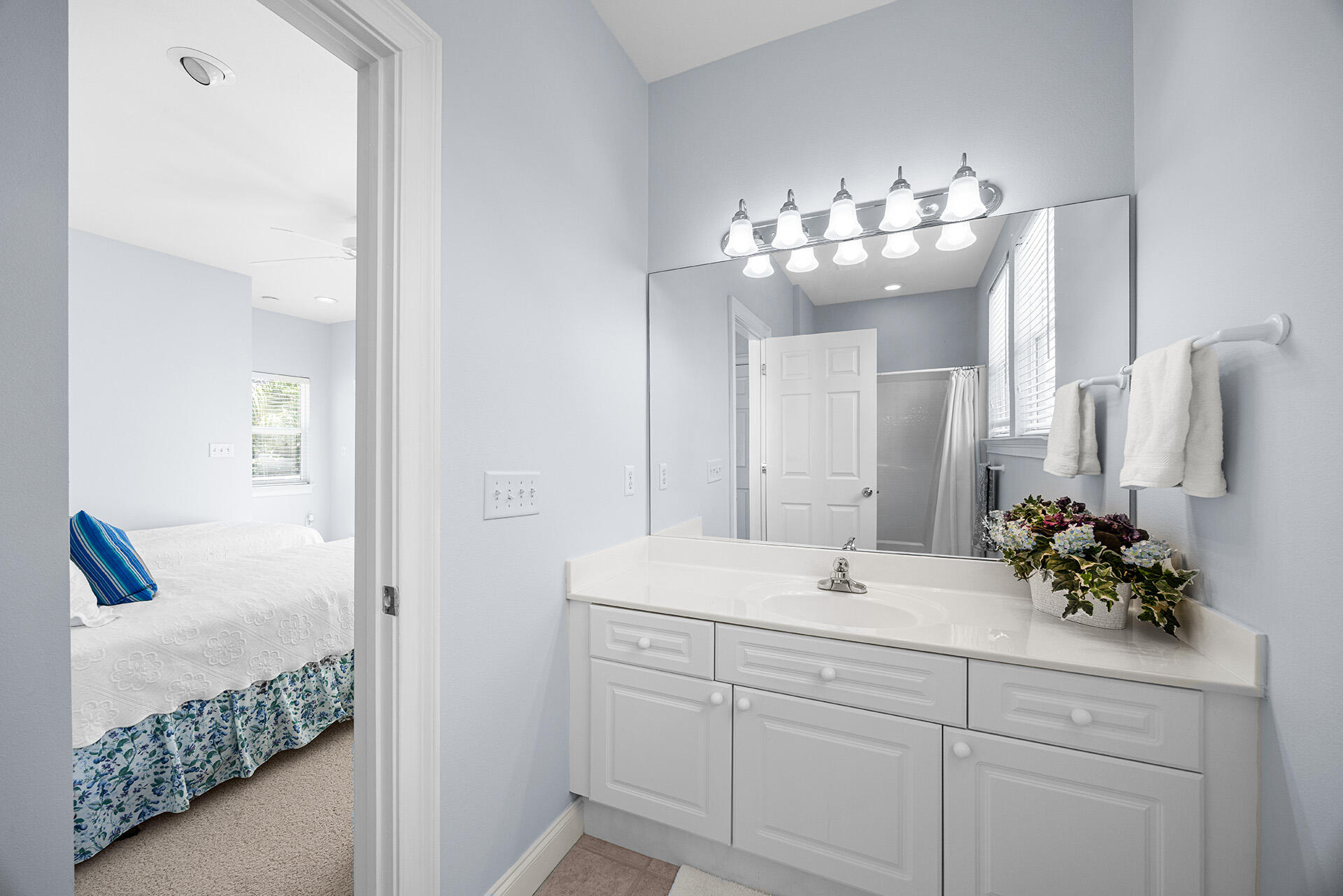 FAIRWAY VILLAS - Residential
