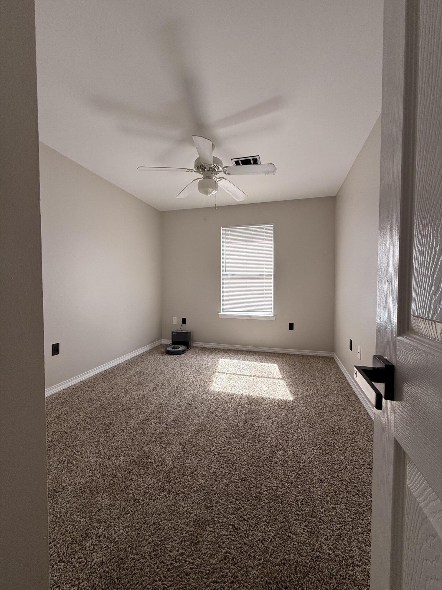 SANTA ROSA OAKS CONDOMINIUM - Residential Lease