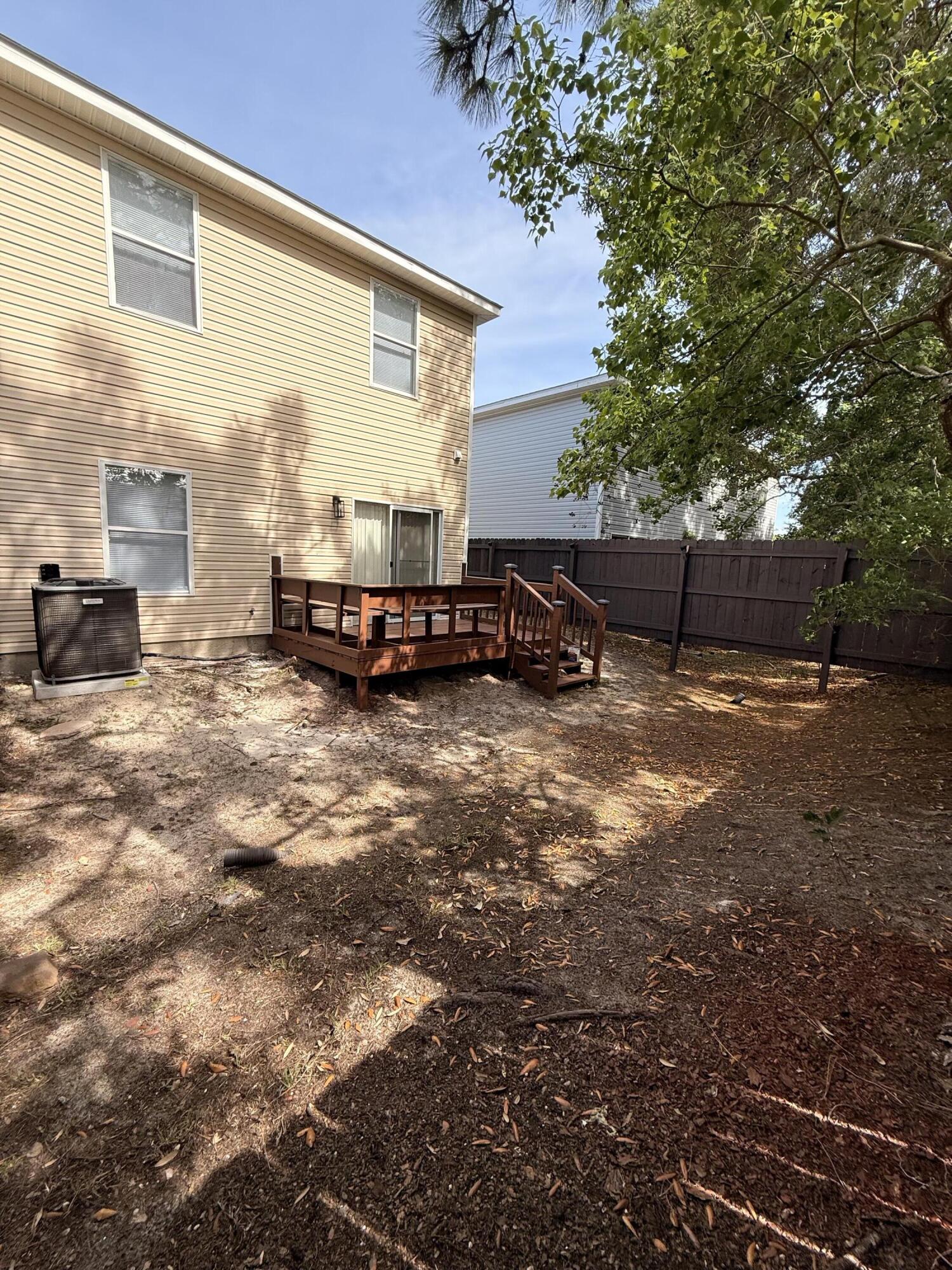 SANTA ROSA OAKS CONDOMINIUM - Residential Lease