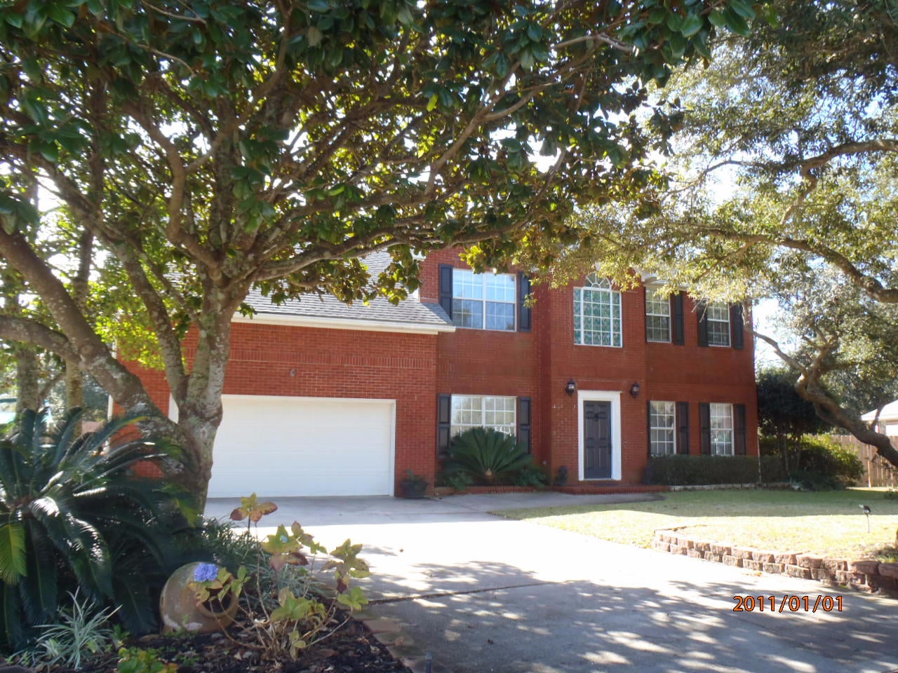 CASTELAR - Residential