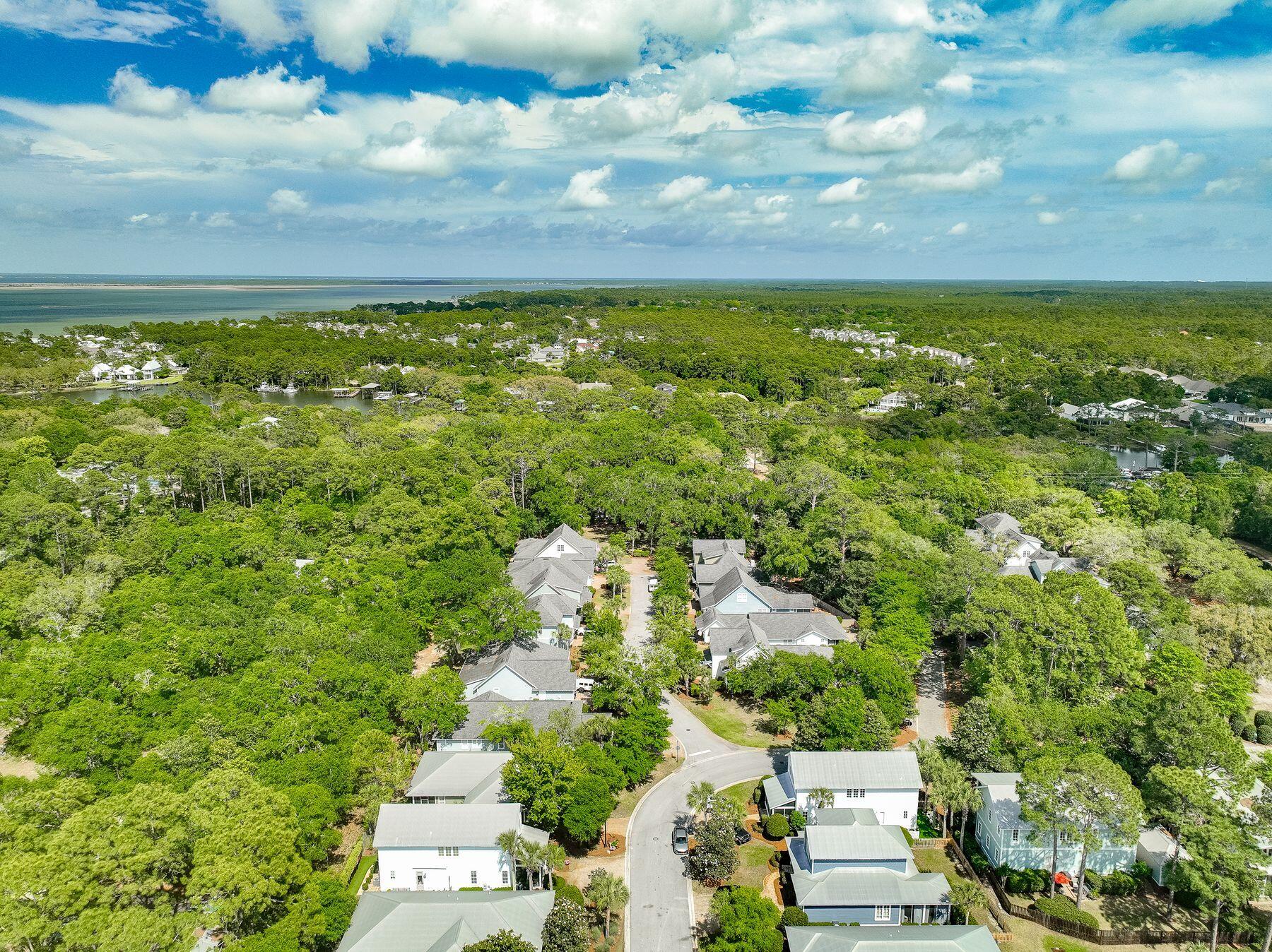 CARSON OAKS - Residential