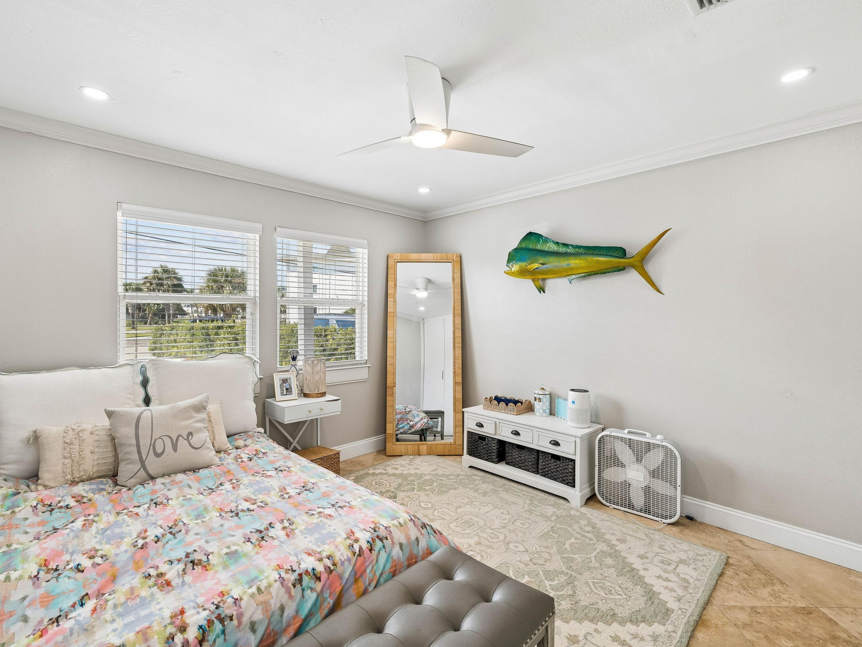 HOLIDAY ISLE - Residential