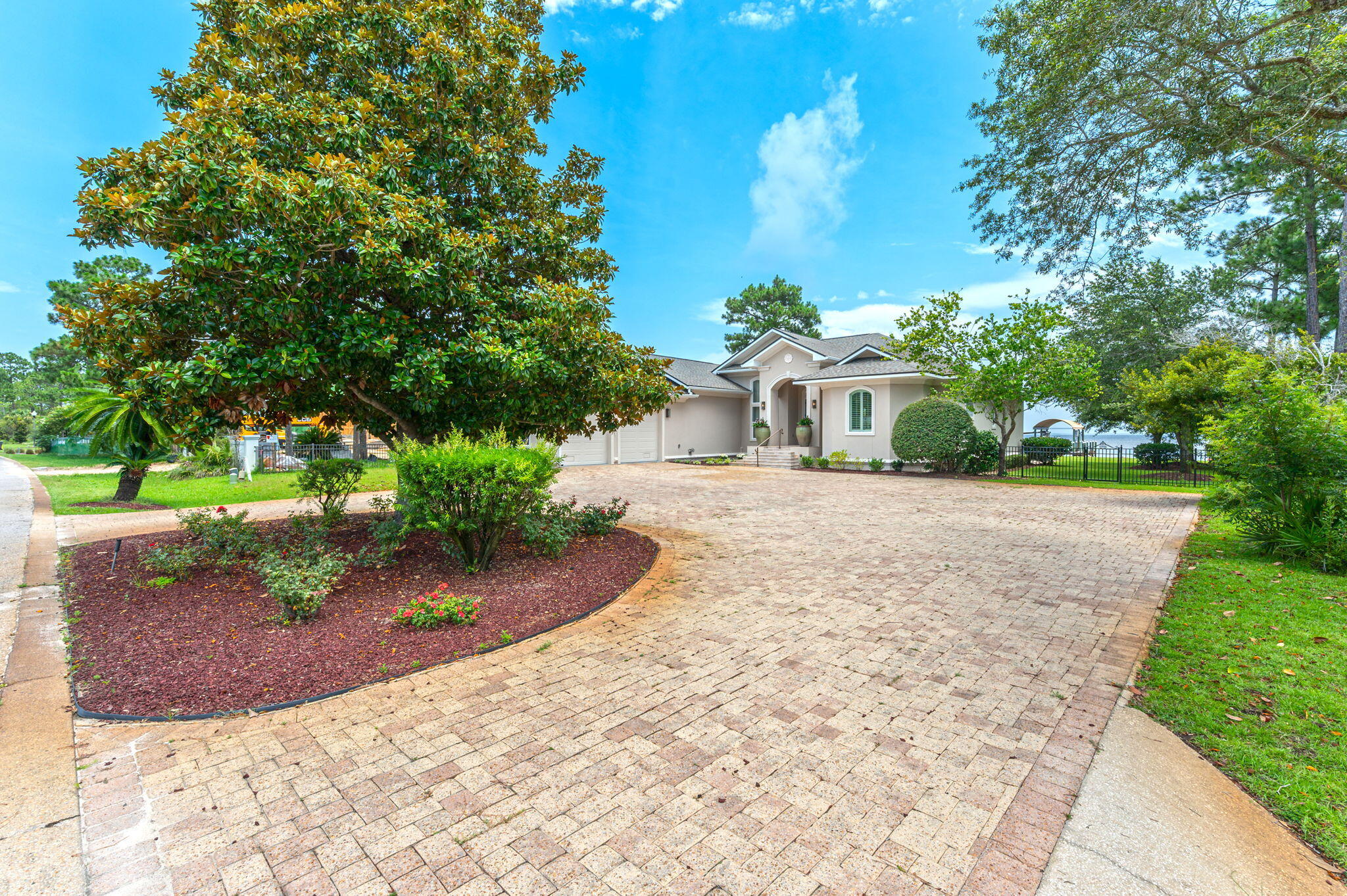 DRIFTWOOD ESTATES - Residential