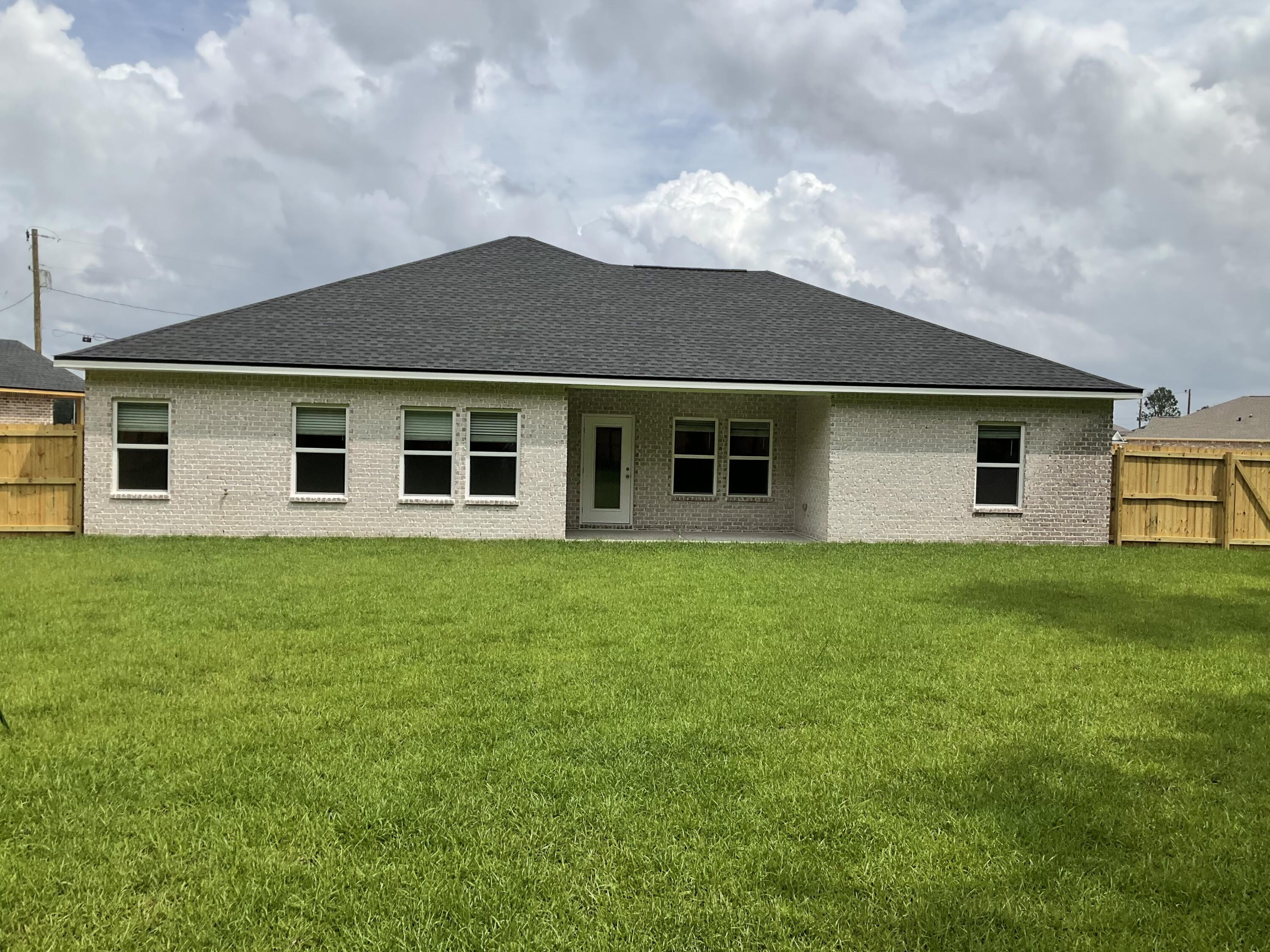 SOUTHERN CHARM - Residential