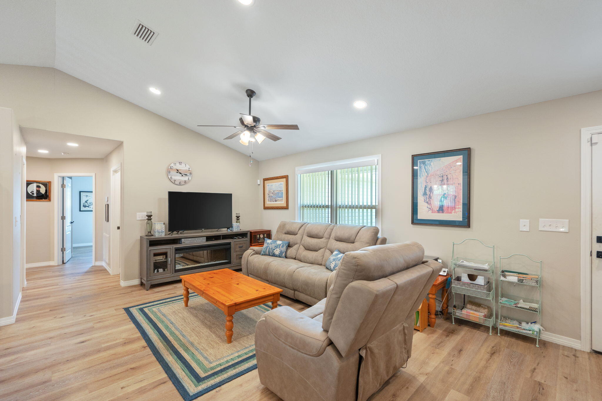 OAKWOOD LAKES ESTATES - Residential
