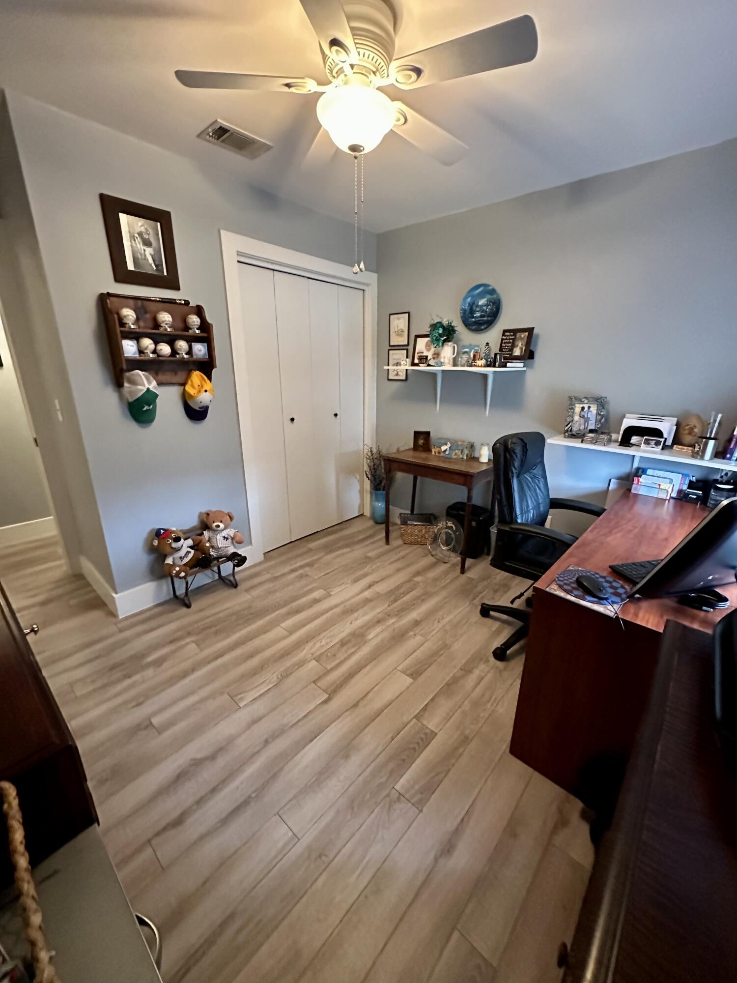 PALM ESTATES UNIT 2 - Residential