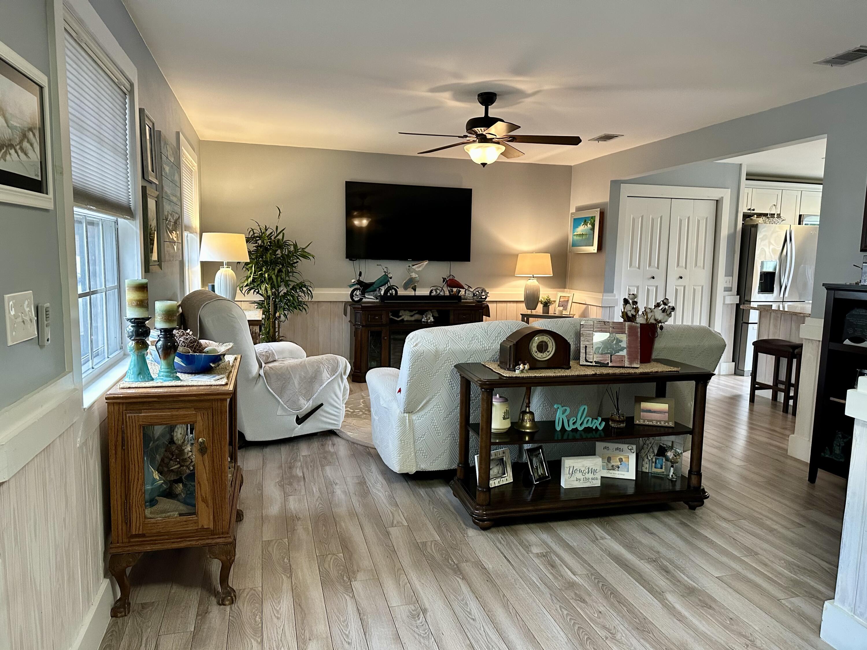 PALM ESTATES UNIT 2 - Residential