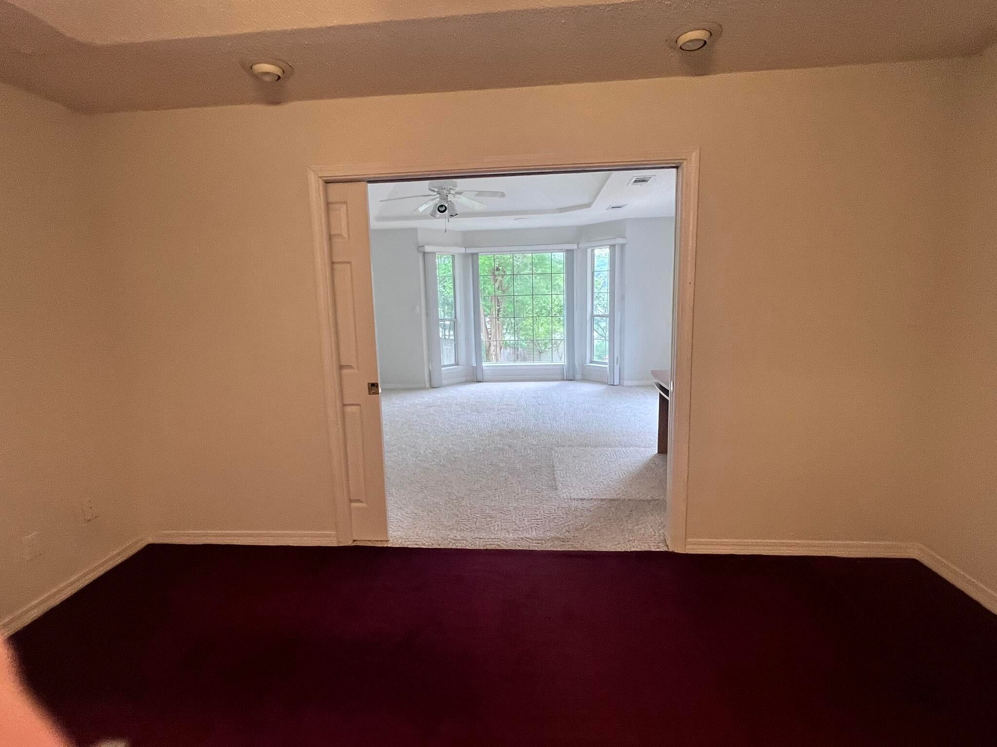 LAKE HOLLEY ESTATES - Residential Lease