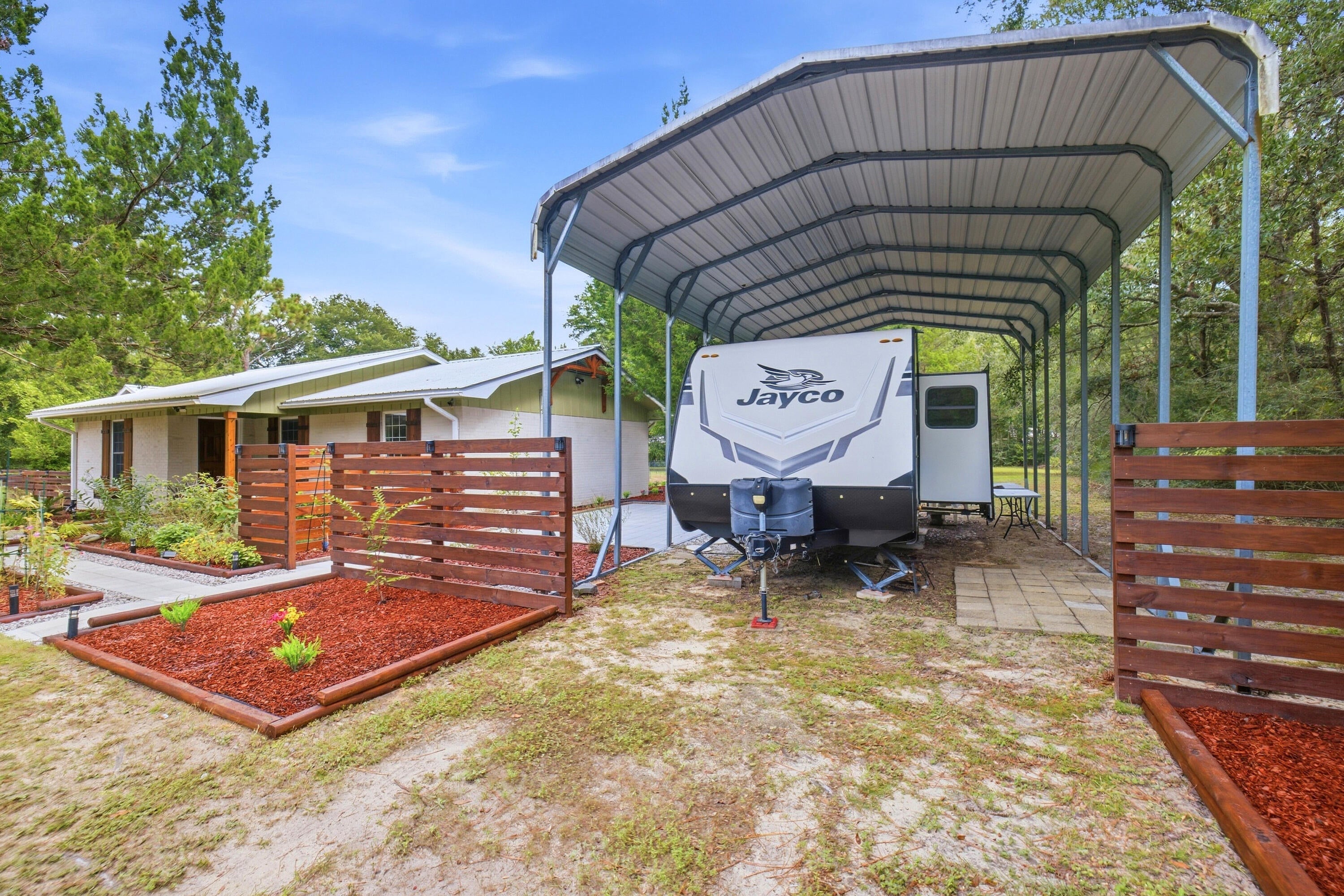 LAKE JUNIPER ESTATES UNIT 3 - Residential