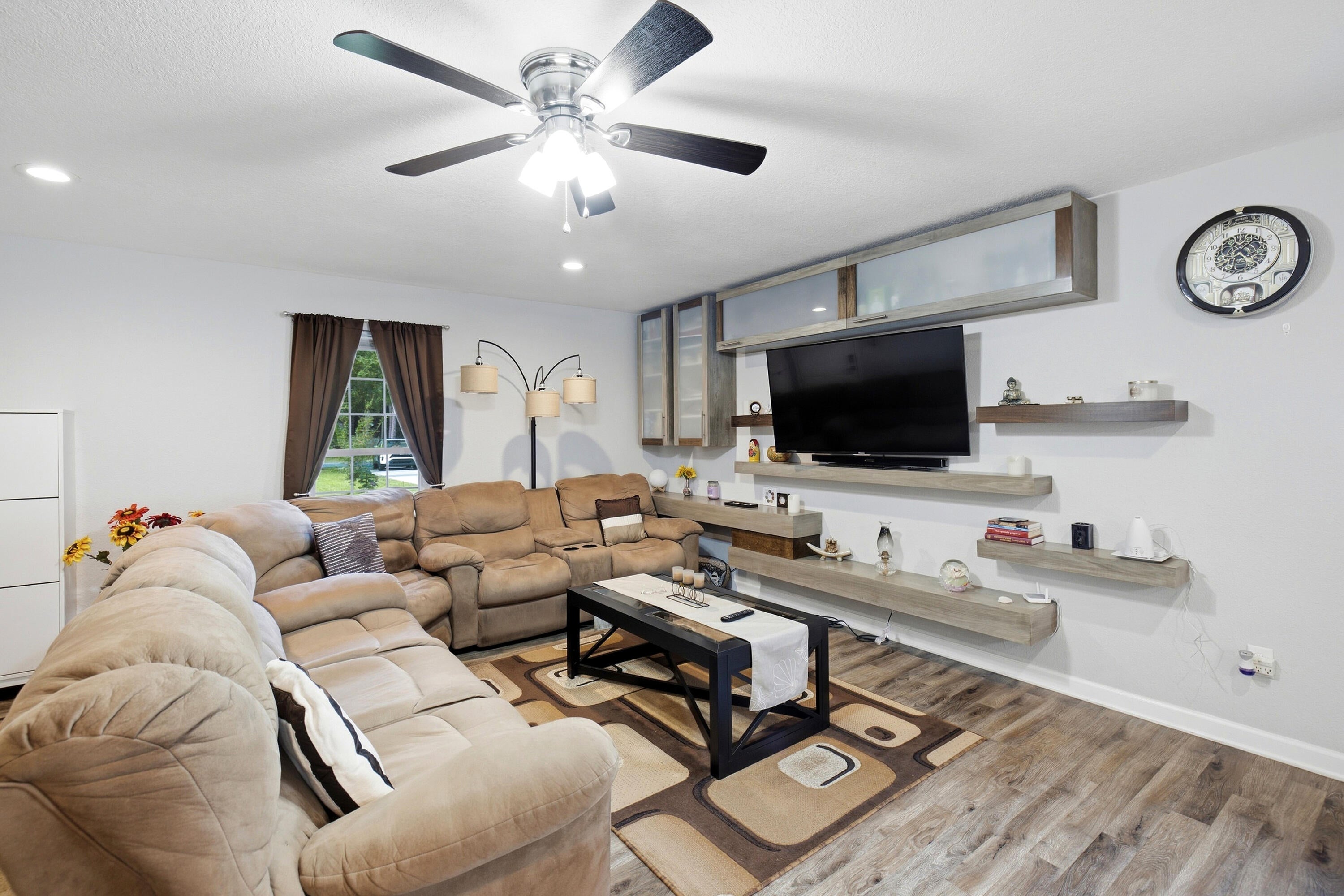LAKE JUNIPER ESTATES UNIT 3 - Residential