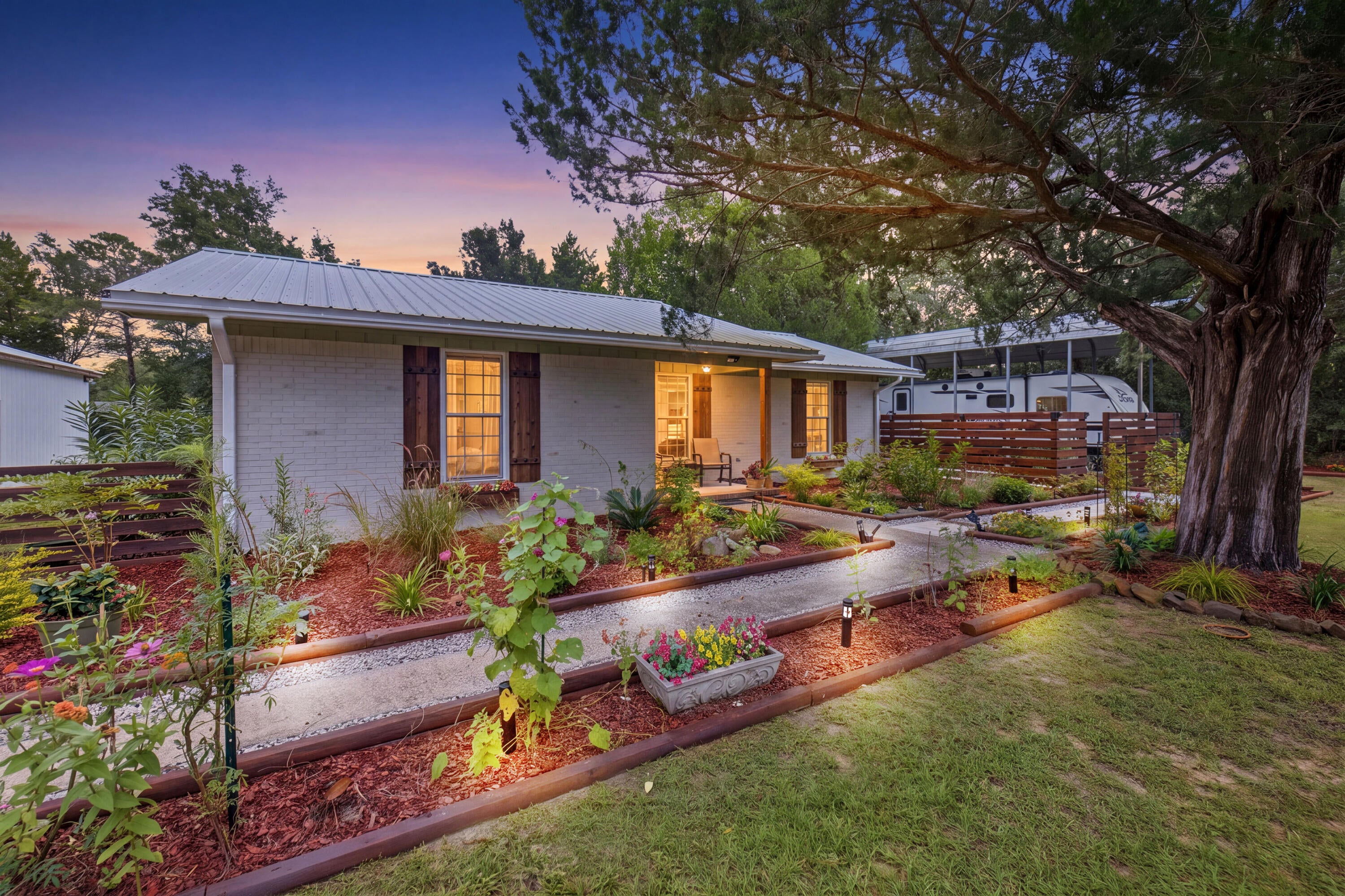 LAKE JUNIPER ESTATES UNIT 3 - Residential