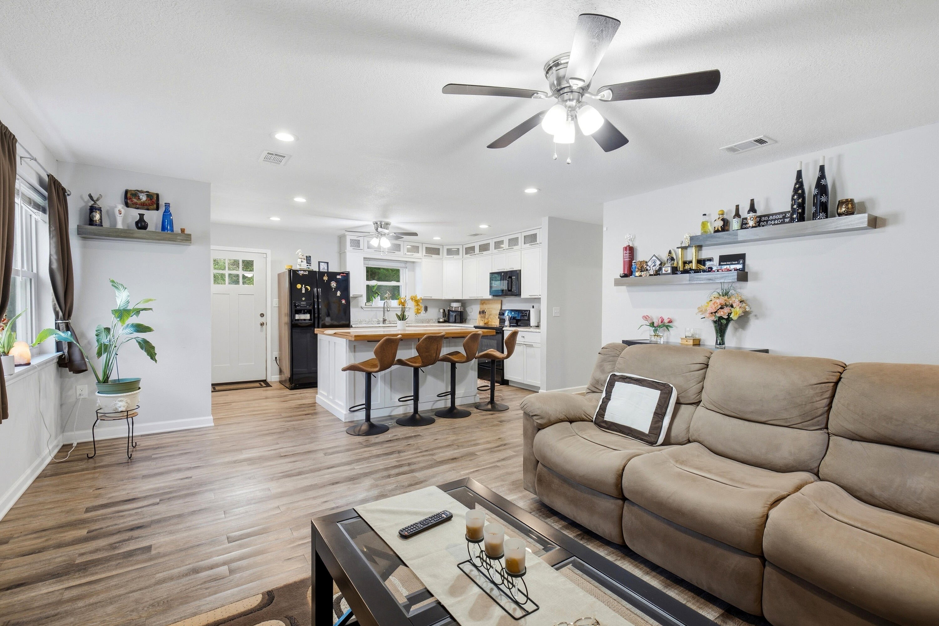 LAKE JUNIPER ESTATES UNIT 3 - Residential