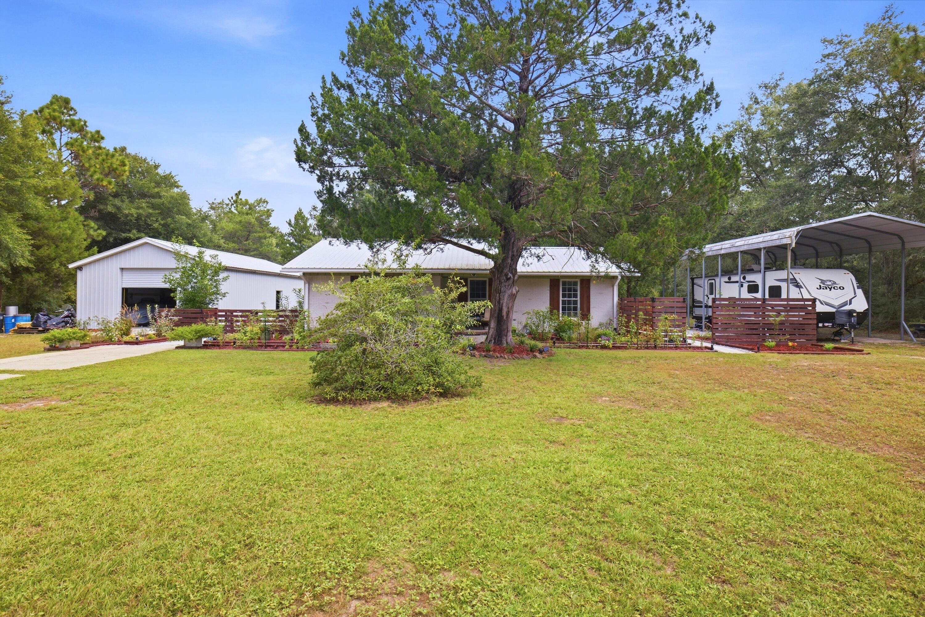 LAKE JUNIPER ESTATES UNIT 3 - Residential