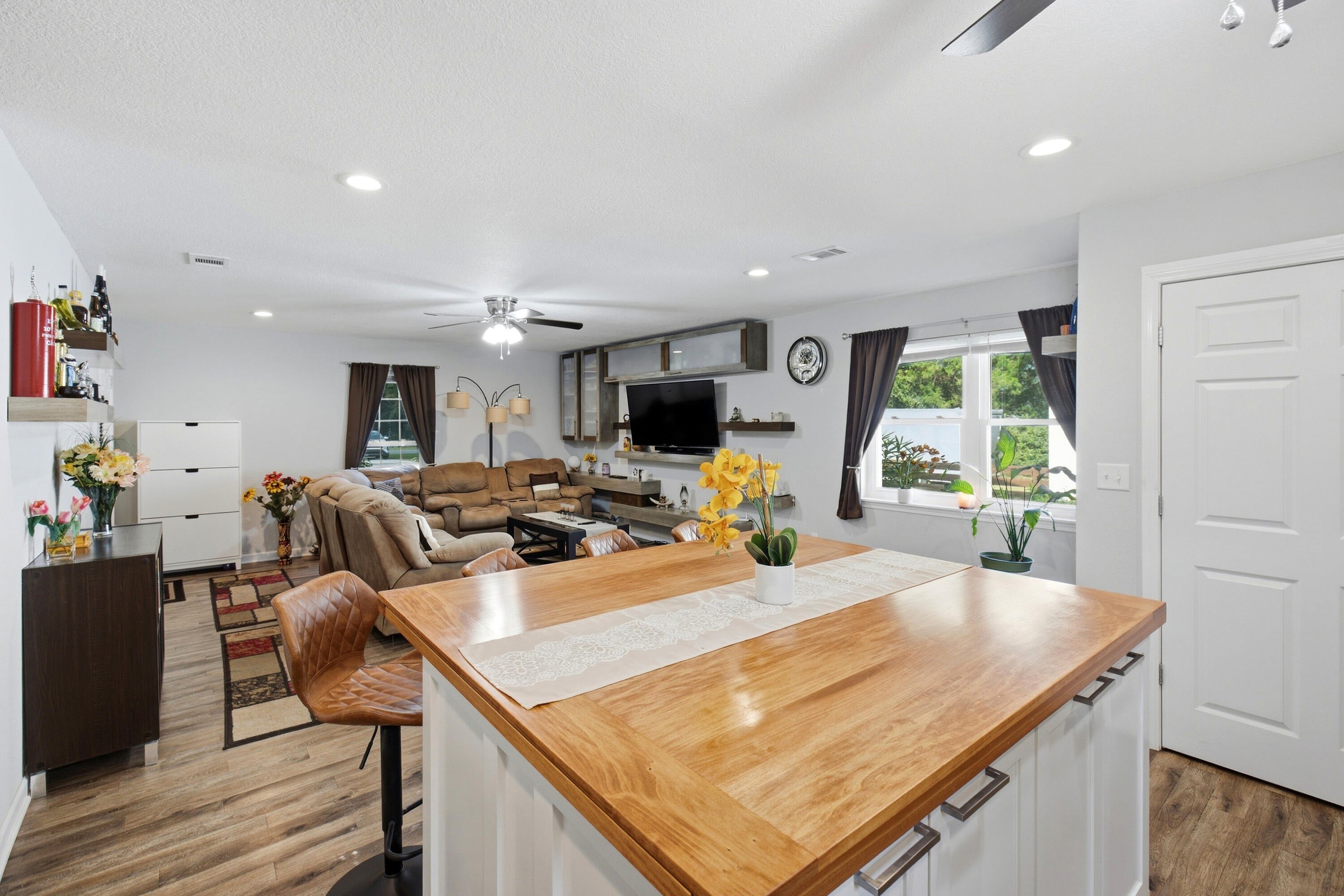 LAKE JUNIPER ESTATES UNIT 3 - Residential