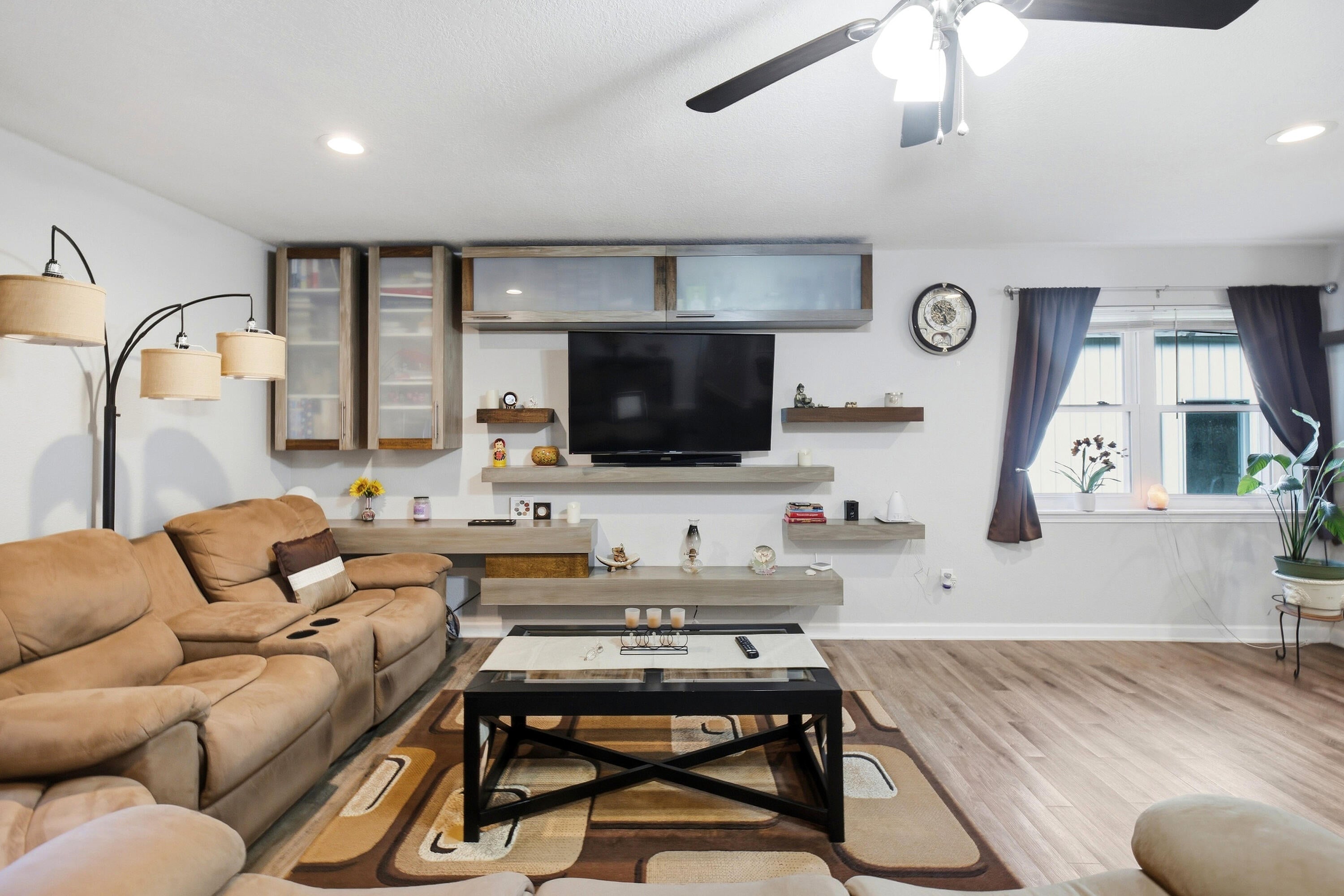 LAKE JUNIPER ESTATES UNIT 3 - Residential