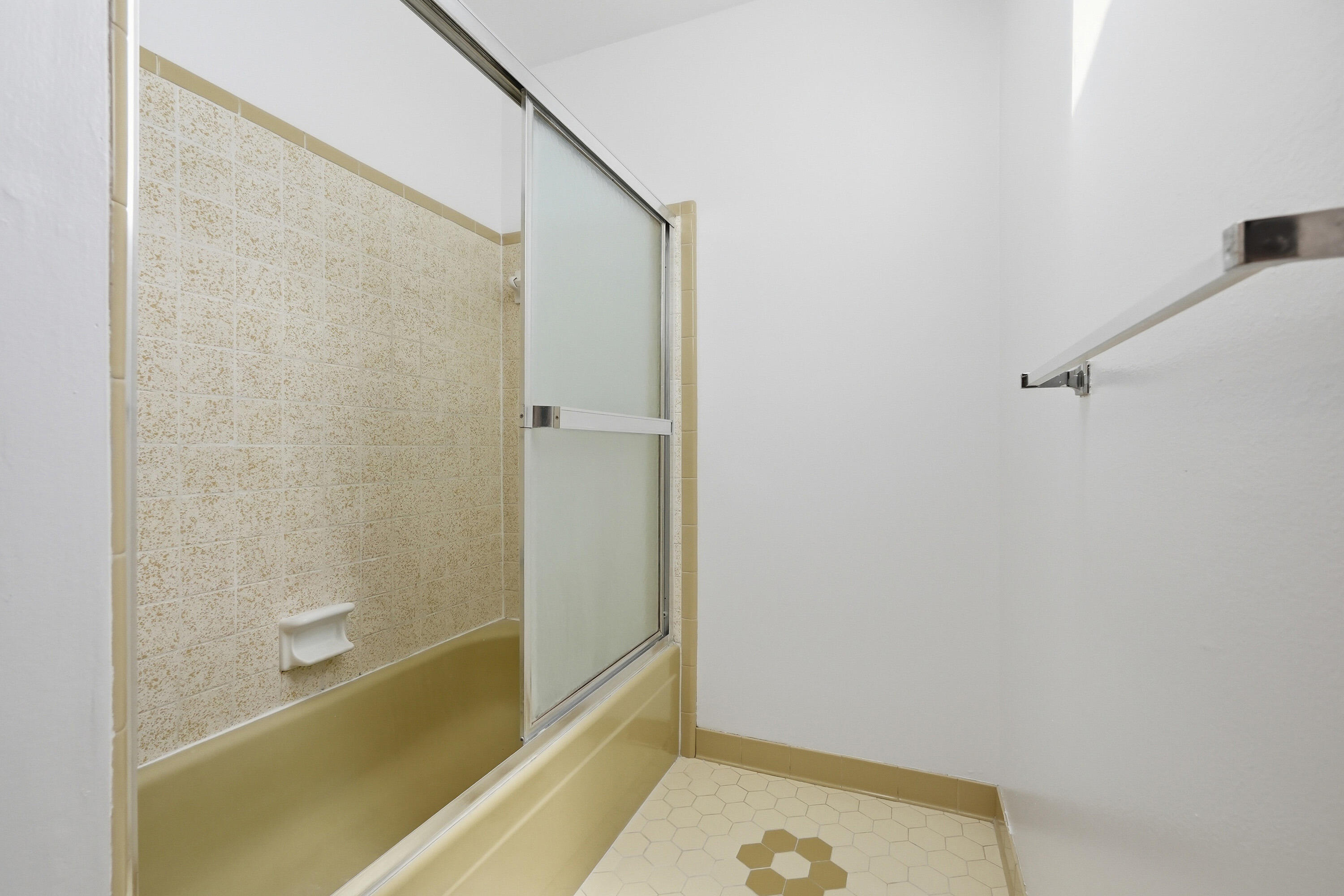 PALM ESTATES UNIT 1 - Residential
