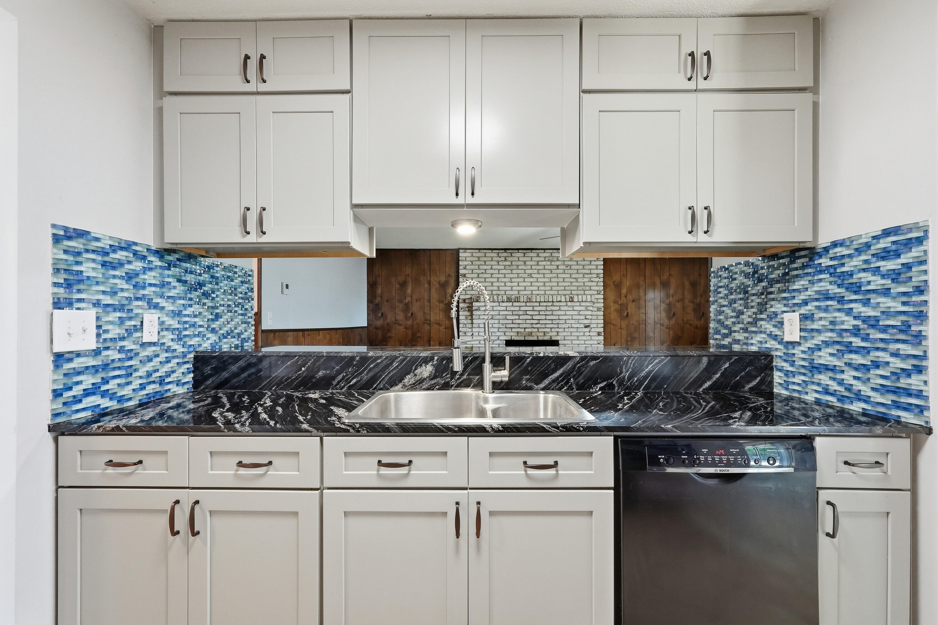 PALM ESTATES UNIT 1 - Residential