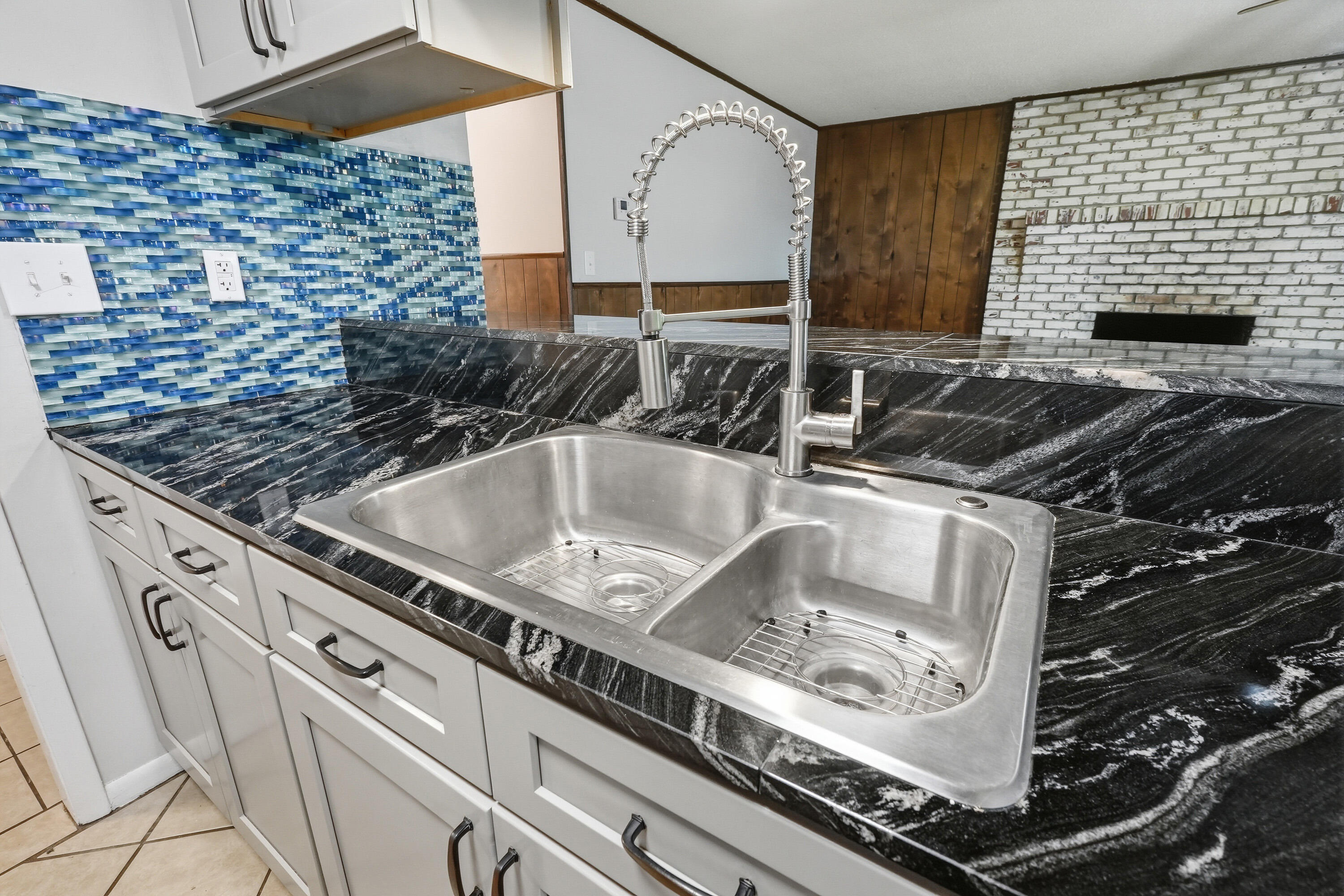PALM ESTATES UNIT 1 - Residential