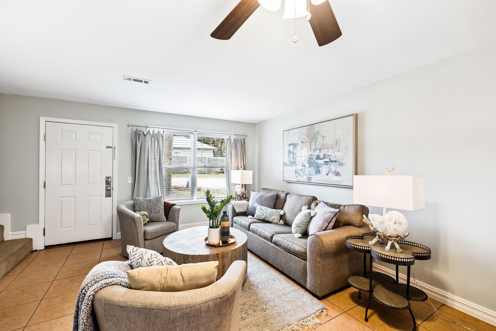 LAGUNA BEACH - Residential