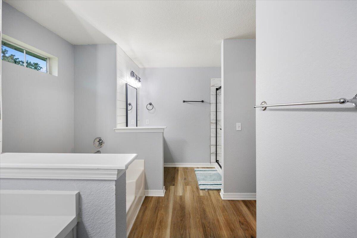 NAVARRE S/D 2ND ADDN - Residential