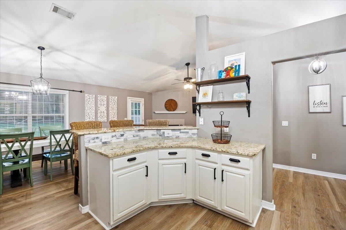 NAVARRE S/D 2ND ADDN - Residential