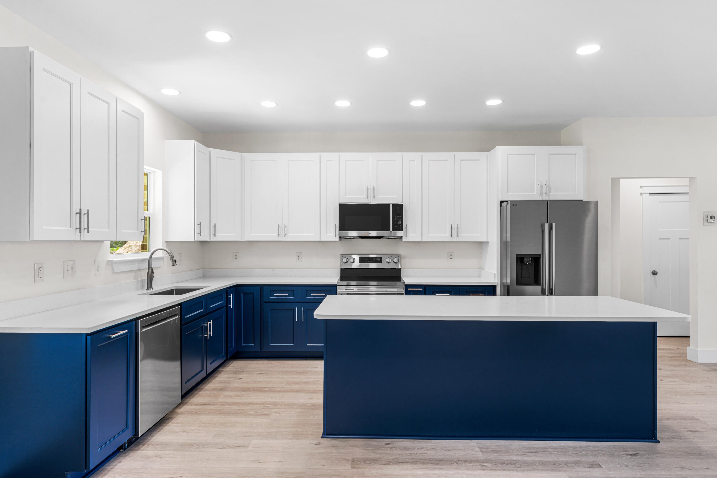 THE PINES - Residential