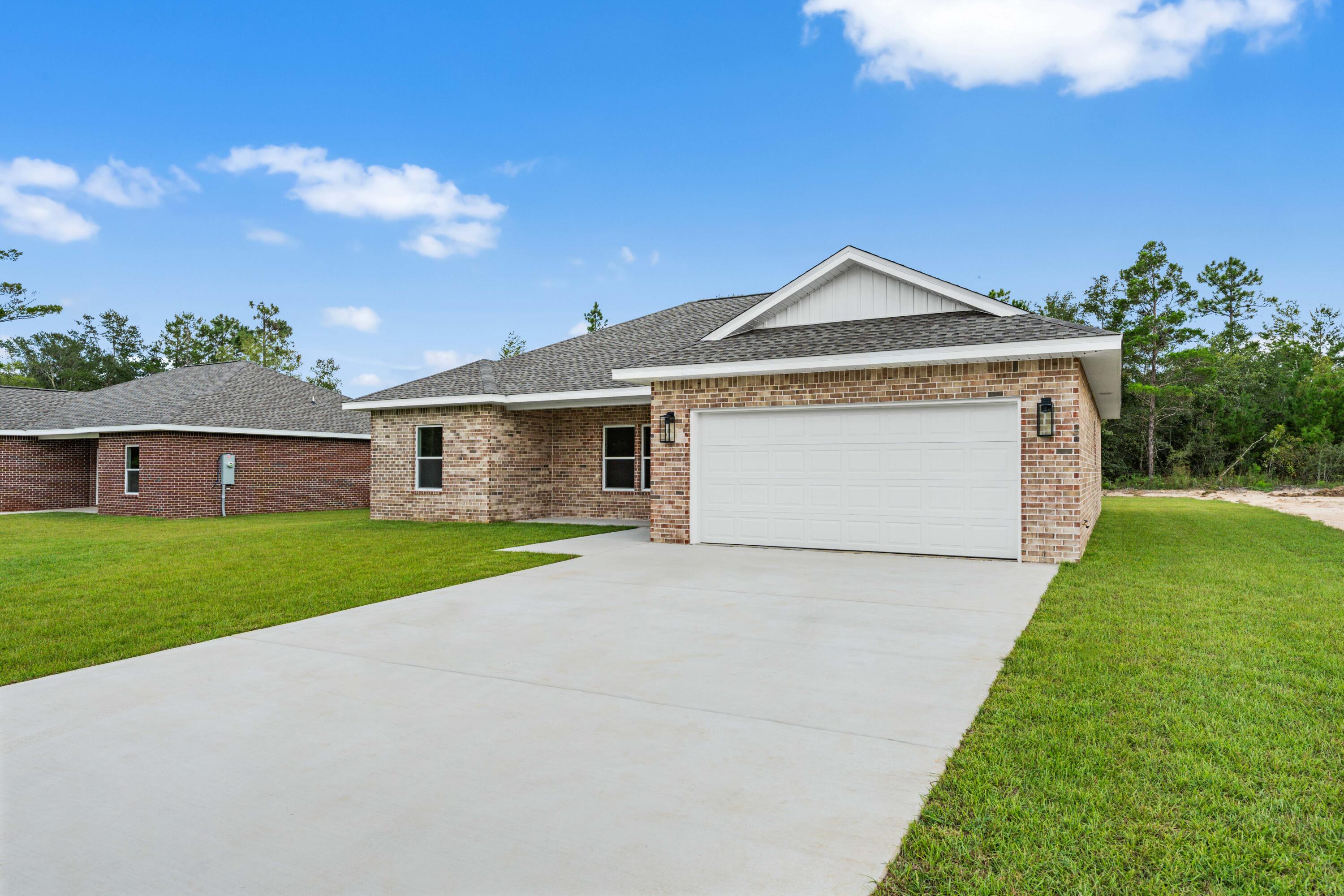 THE PINES - Residential