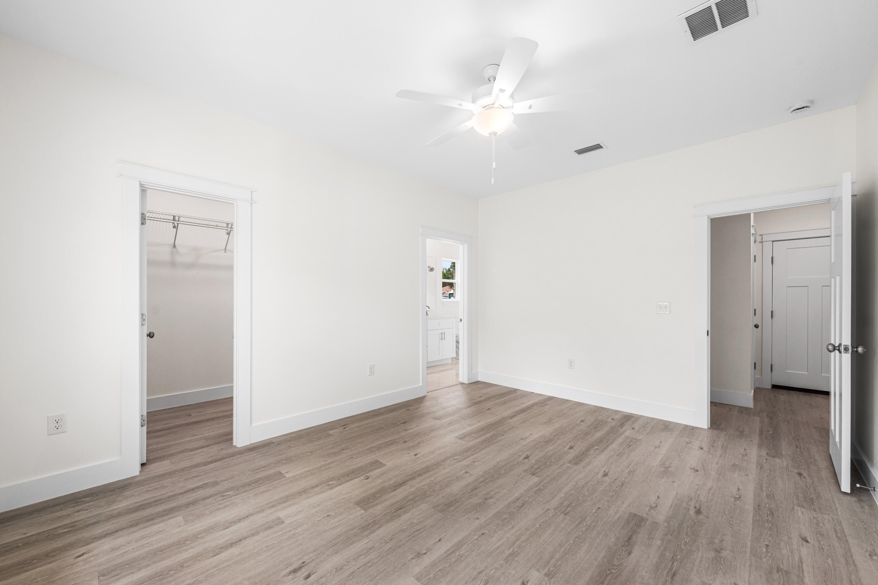 THE PINES - Residential