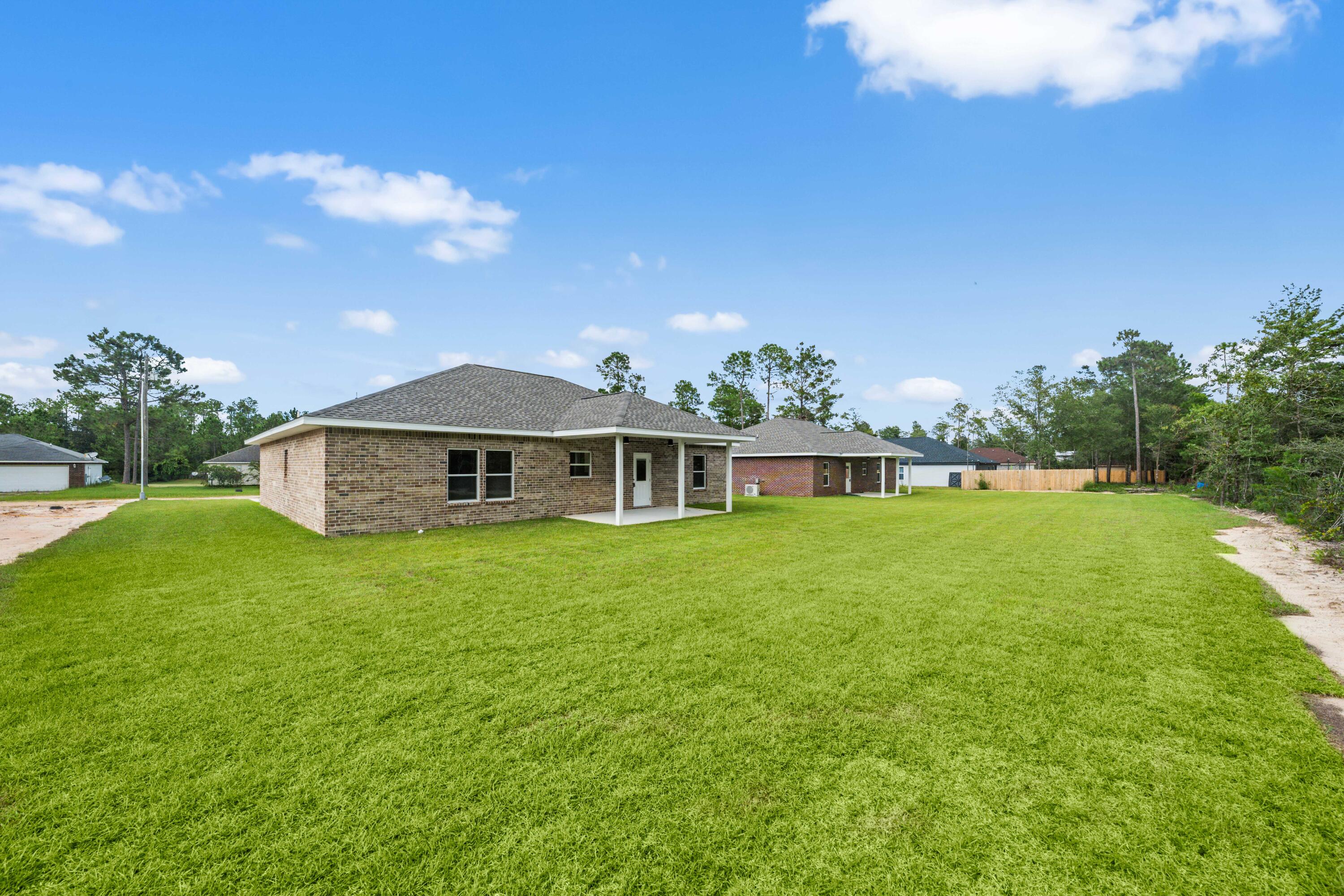 THE PINES - Residential