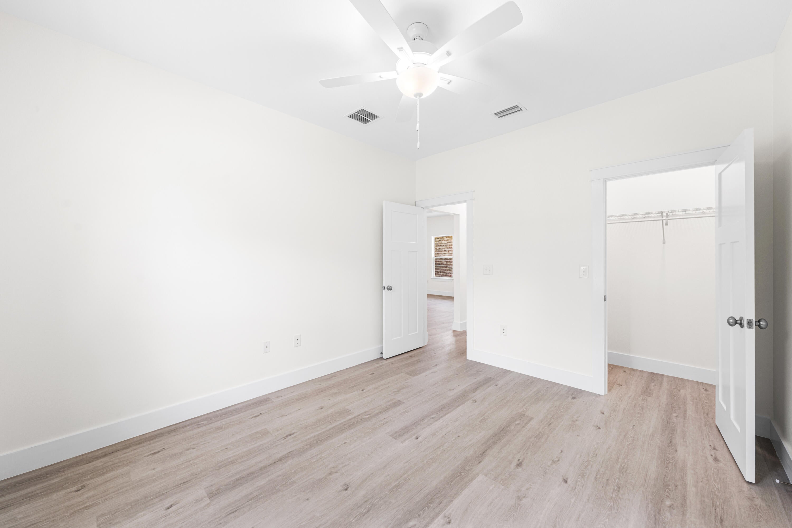 THE PINES - Residential