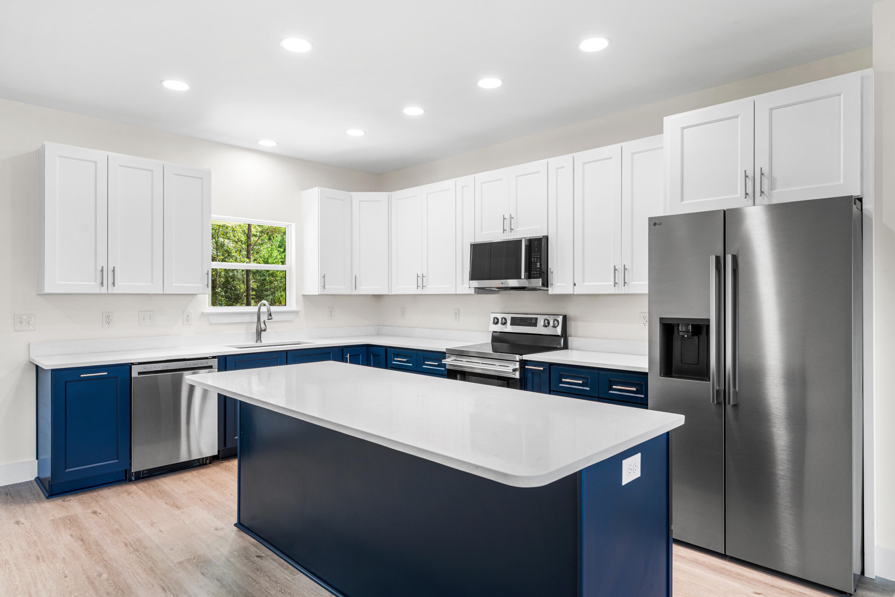 THE PINES - Residential