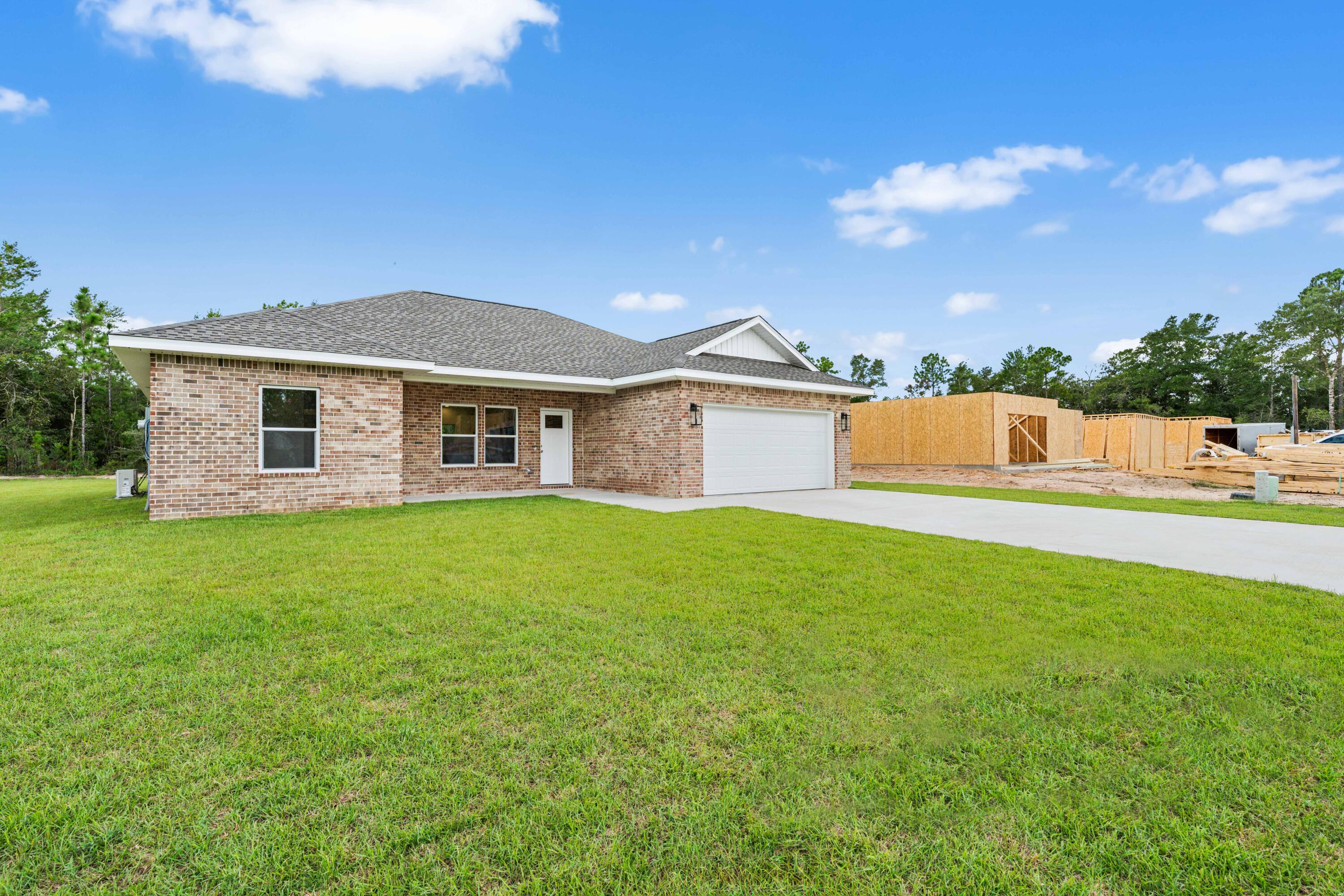 THE PINES - Residential