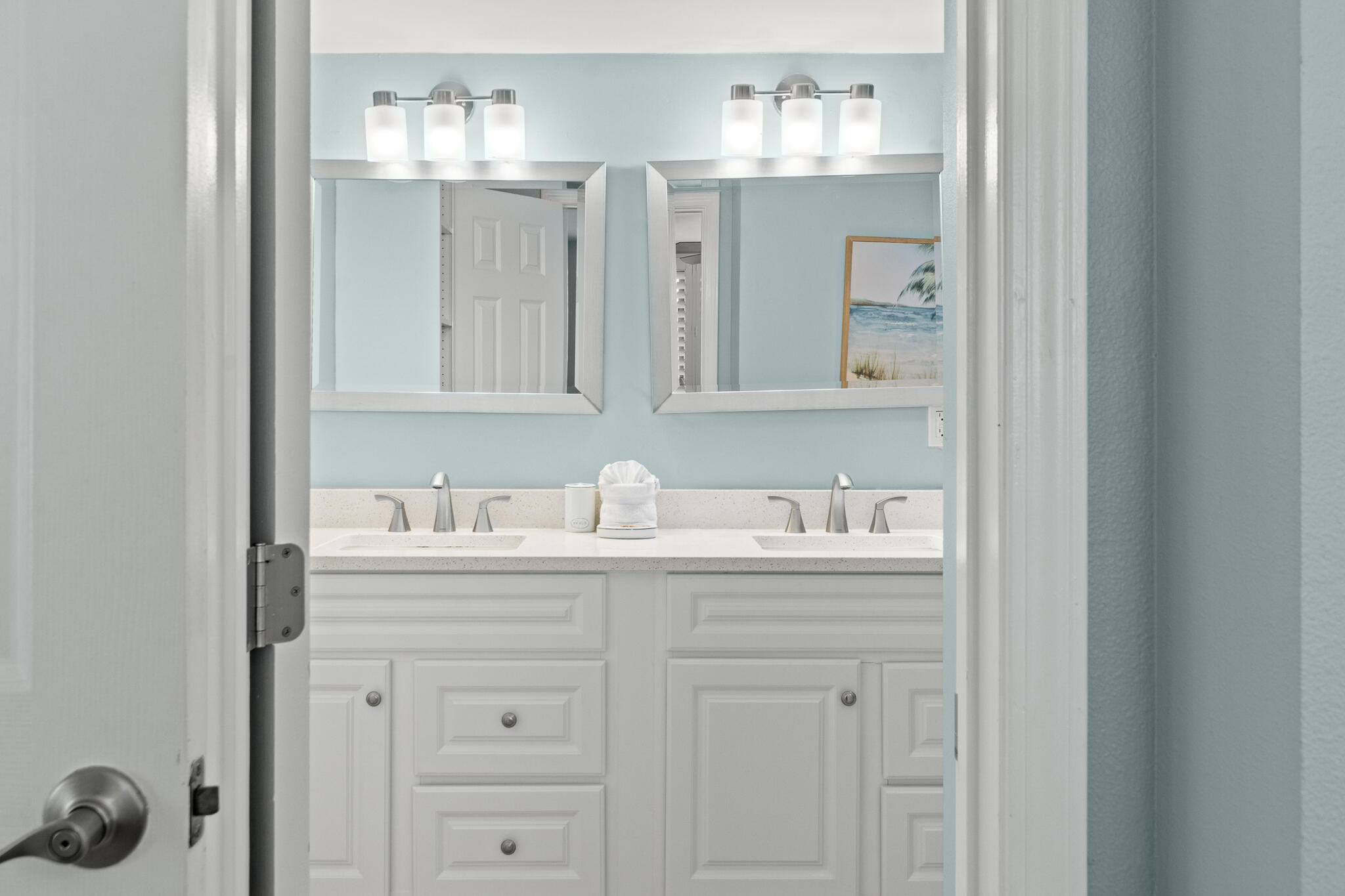 ISLANDER CONDO PH 2 - Residential