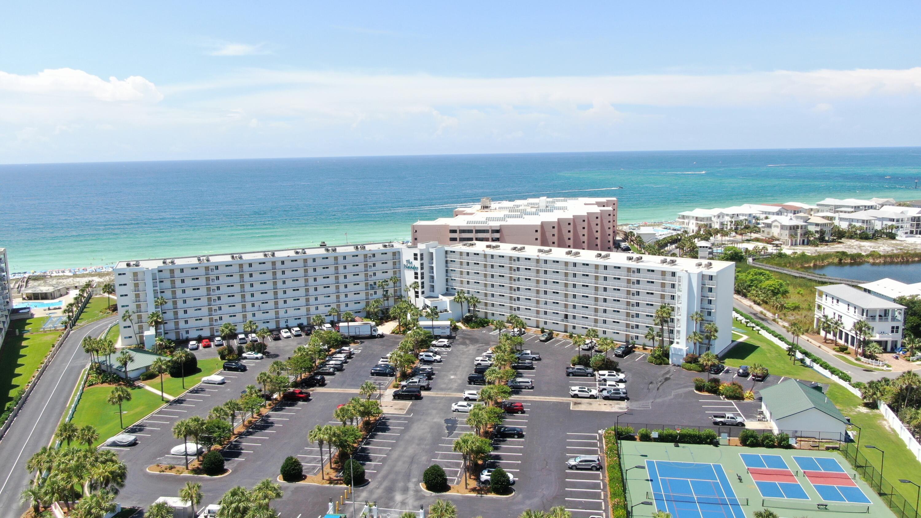 ISLANDER CONDO PH 2 - Residential