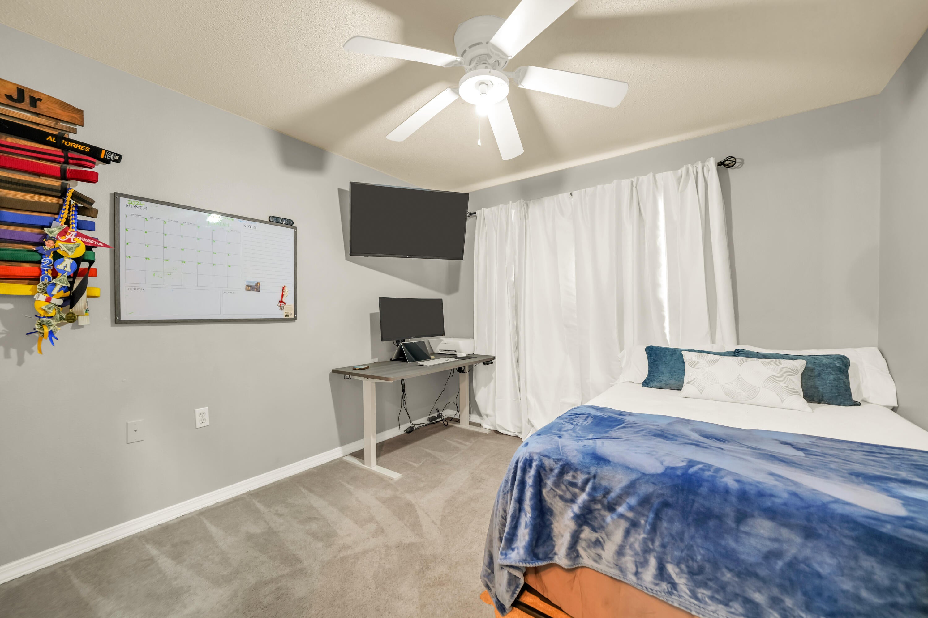 SHADOW LAKES - Residential