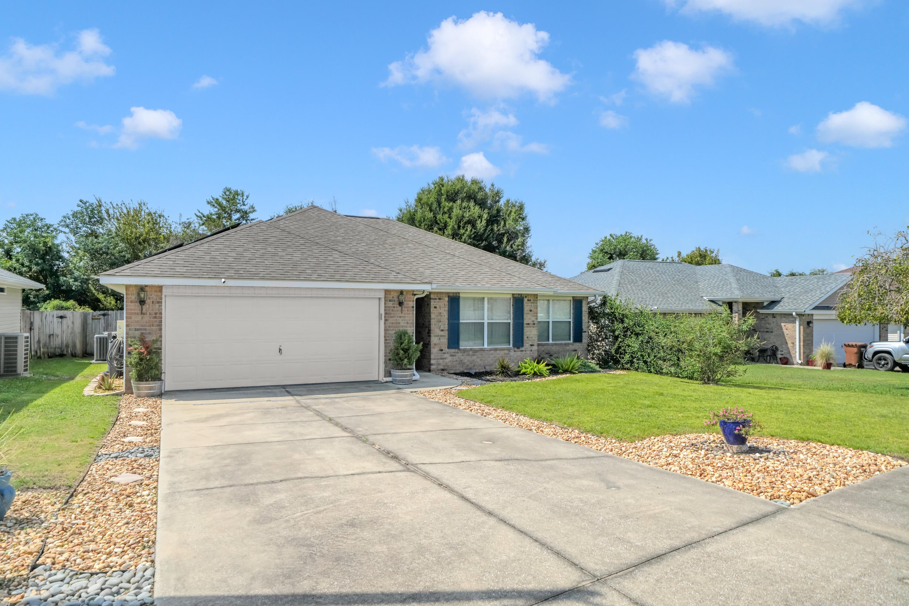 SHADOW LAKES - Residential