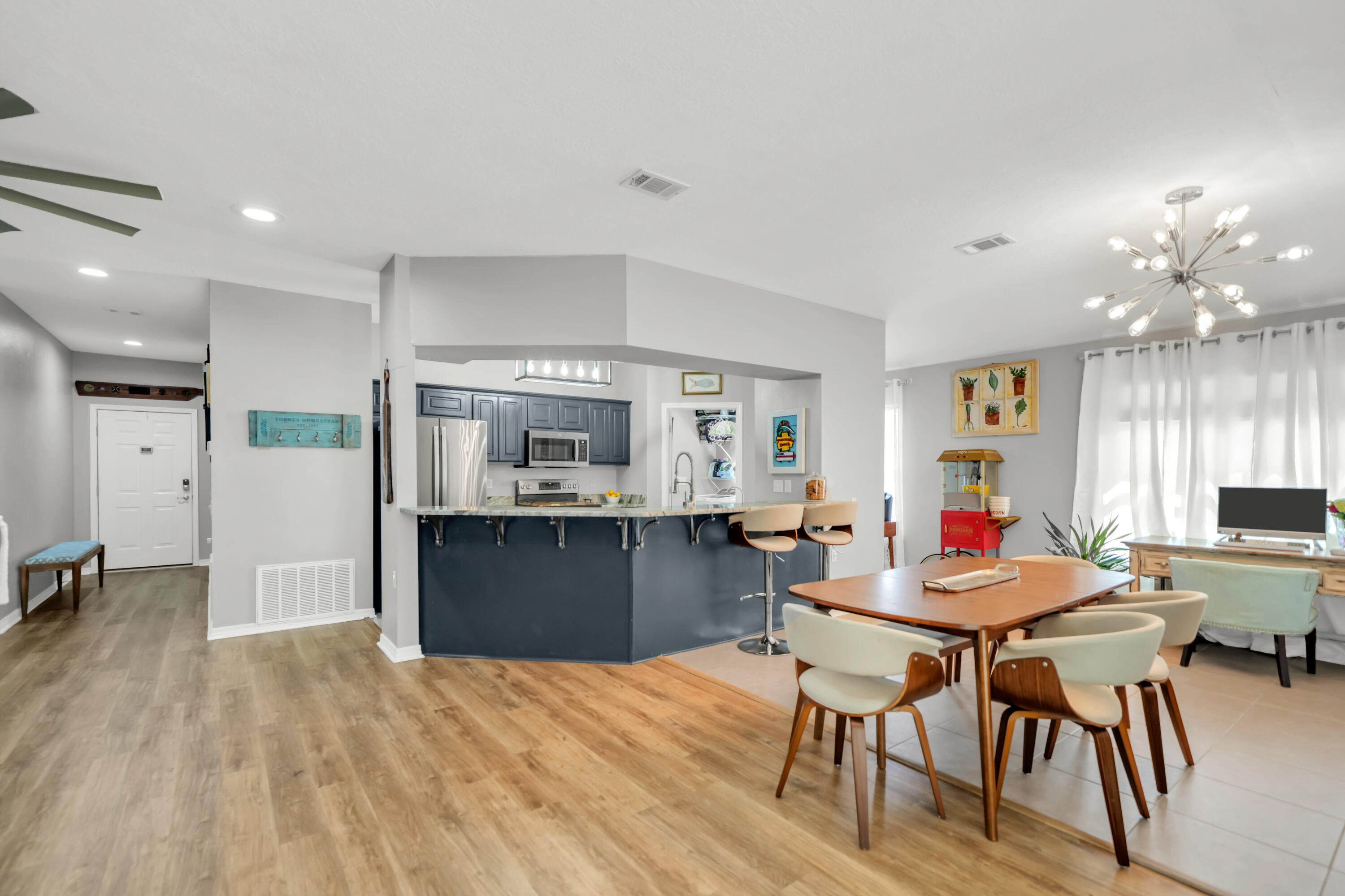 SHADOW LAKES - Residential
