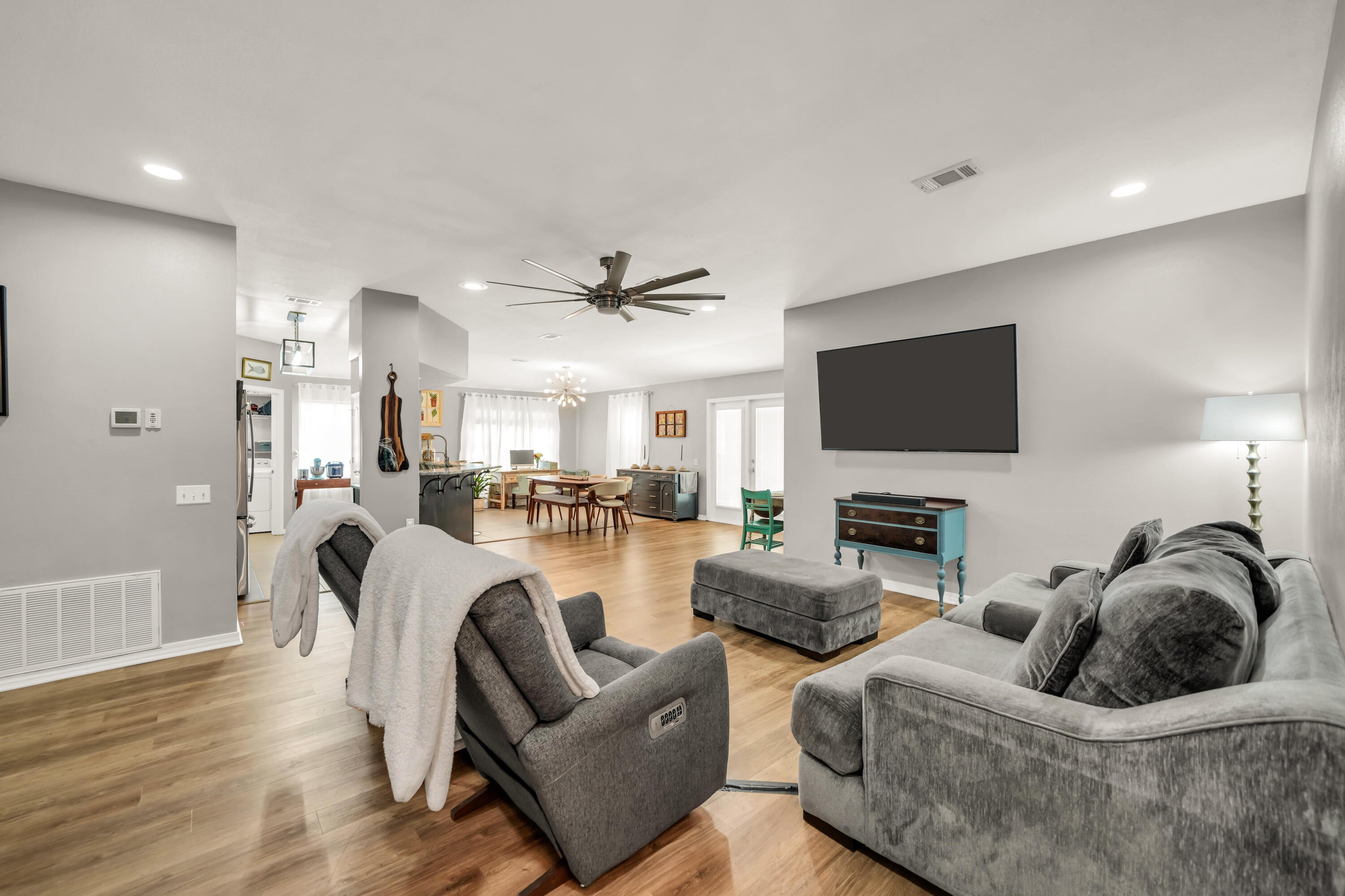 SHADOW LAKES - Residential