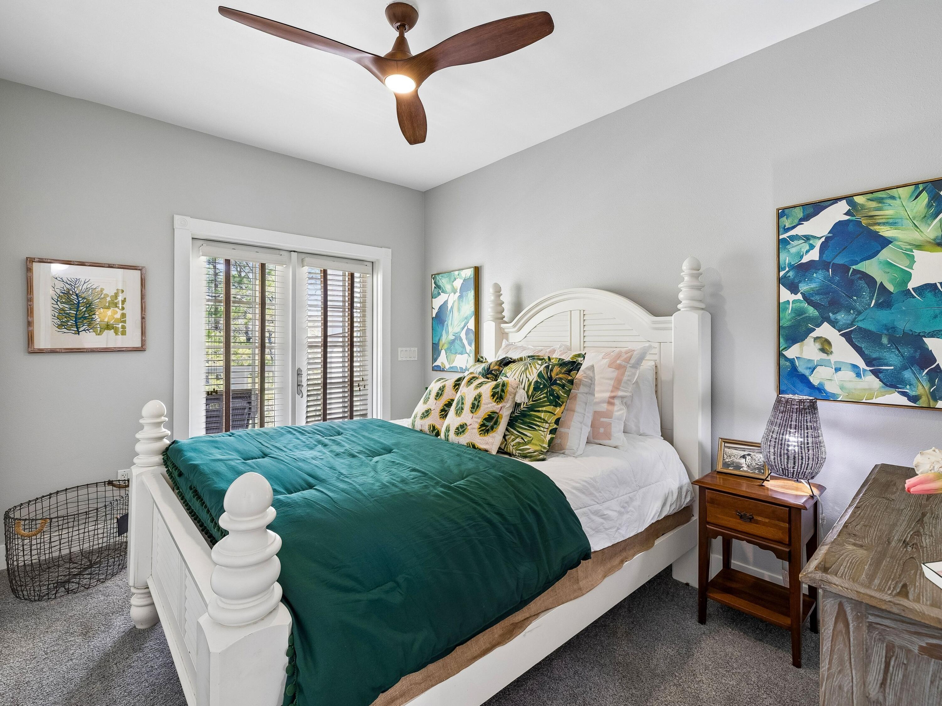 LAKESIDE AT BLUE MOUNTAIN BEACH - Residential