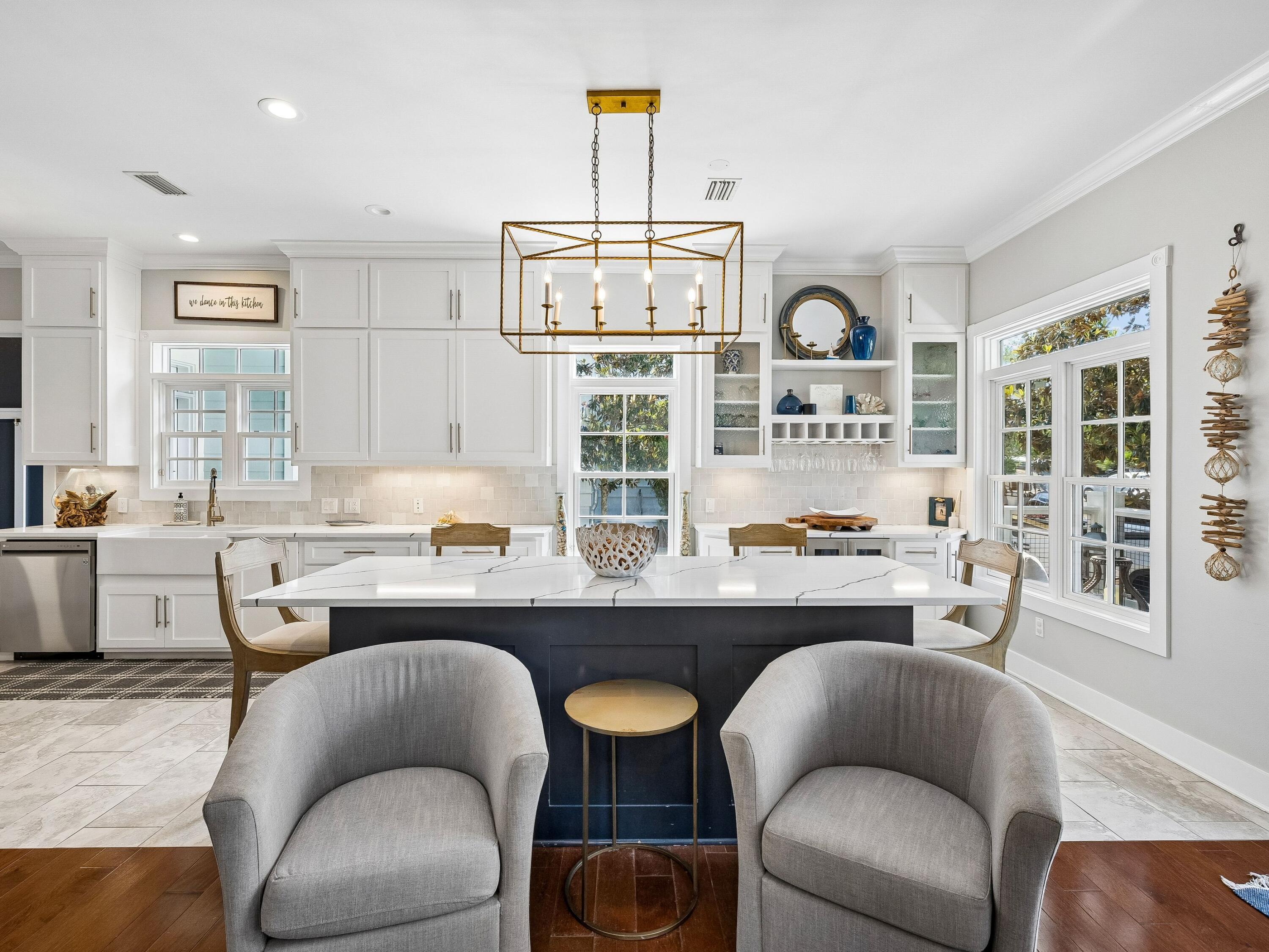 LAKESIDE AT BLUE MOUNTAIN BEACH - Residential