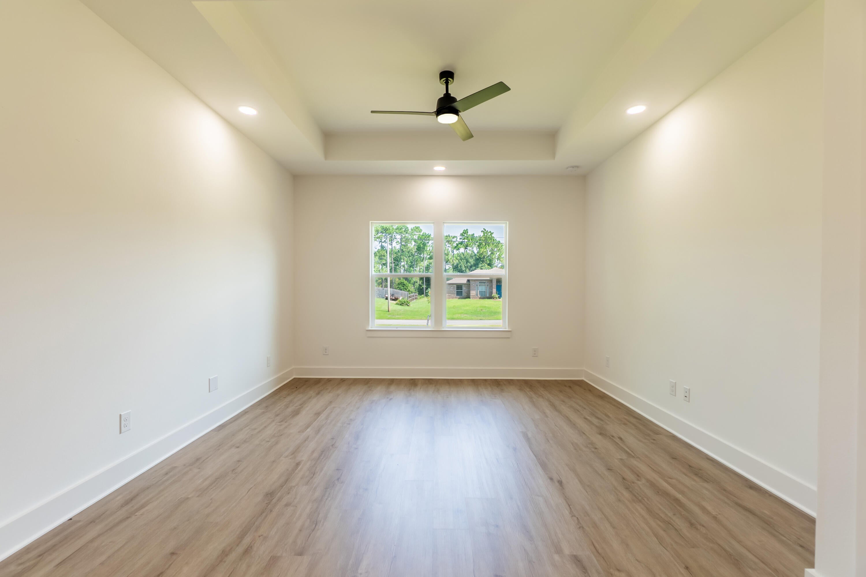 HOLLEY BY THE SEA - Residential