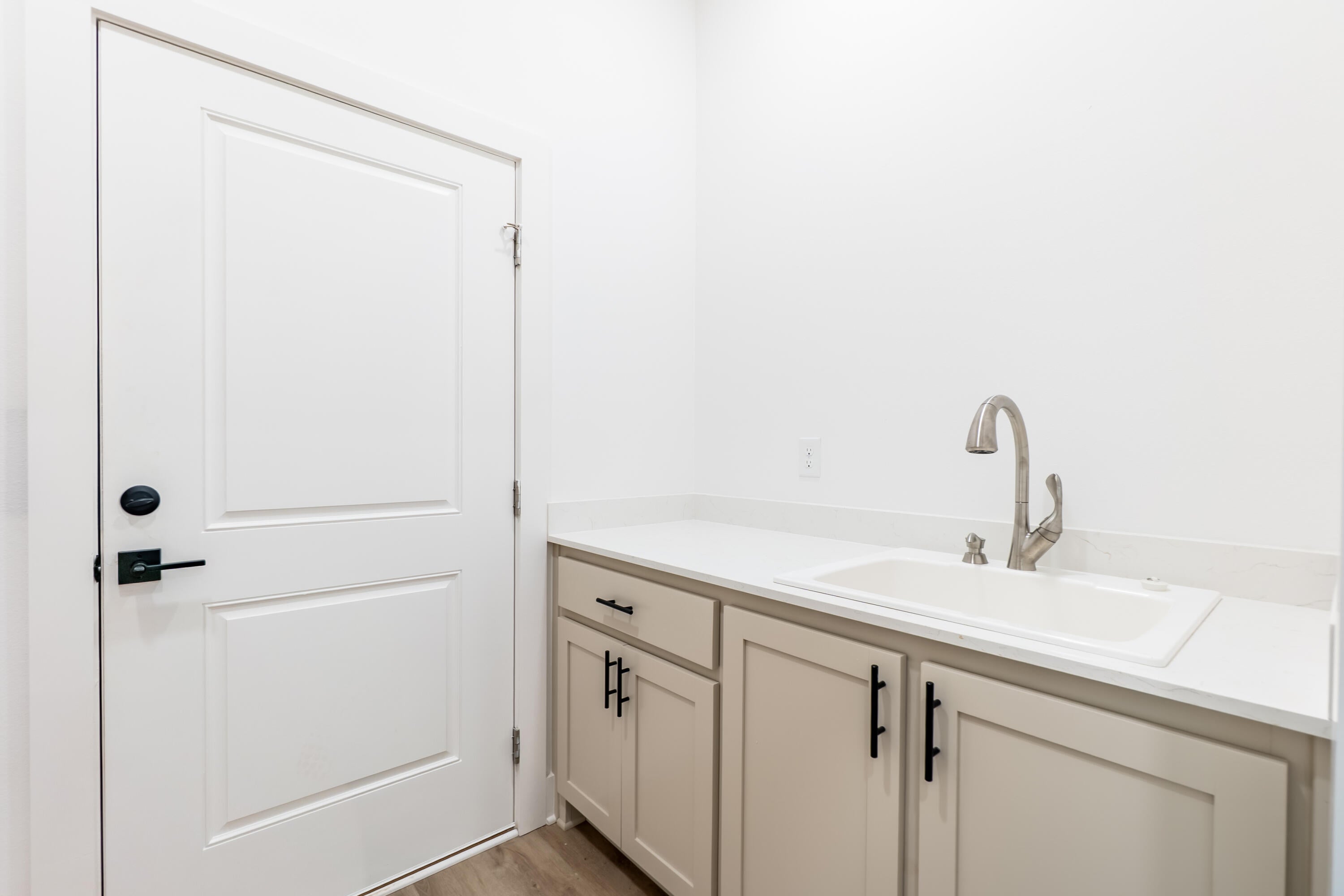 HOLLEY BY THE SEA - Residential