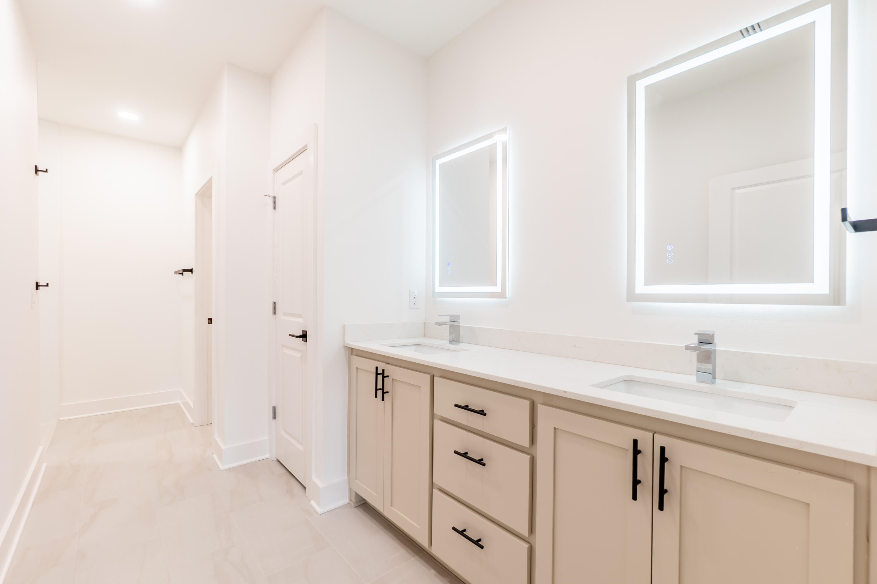 HOLLEY BY THE SEA - Residential