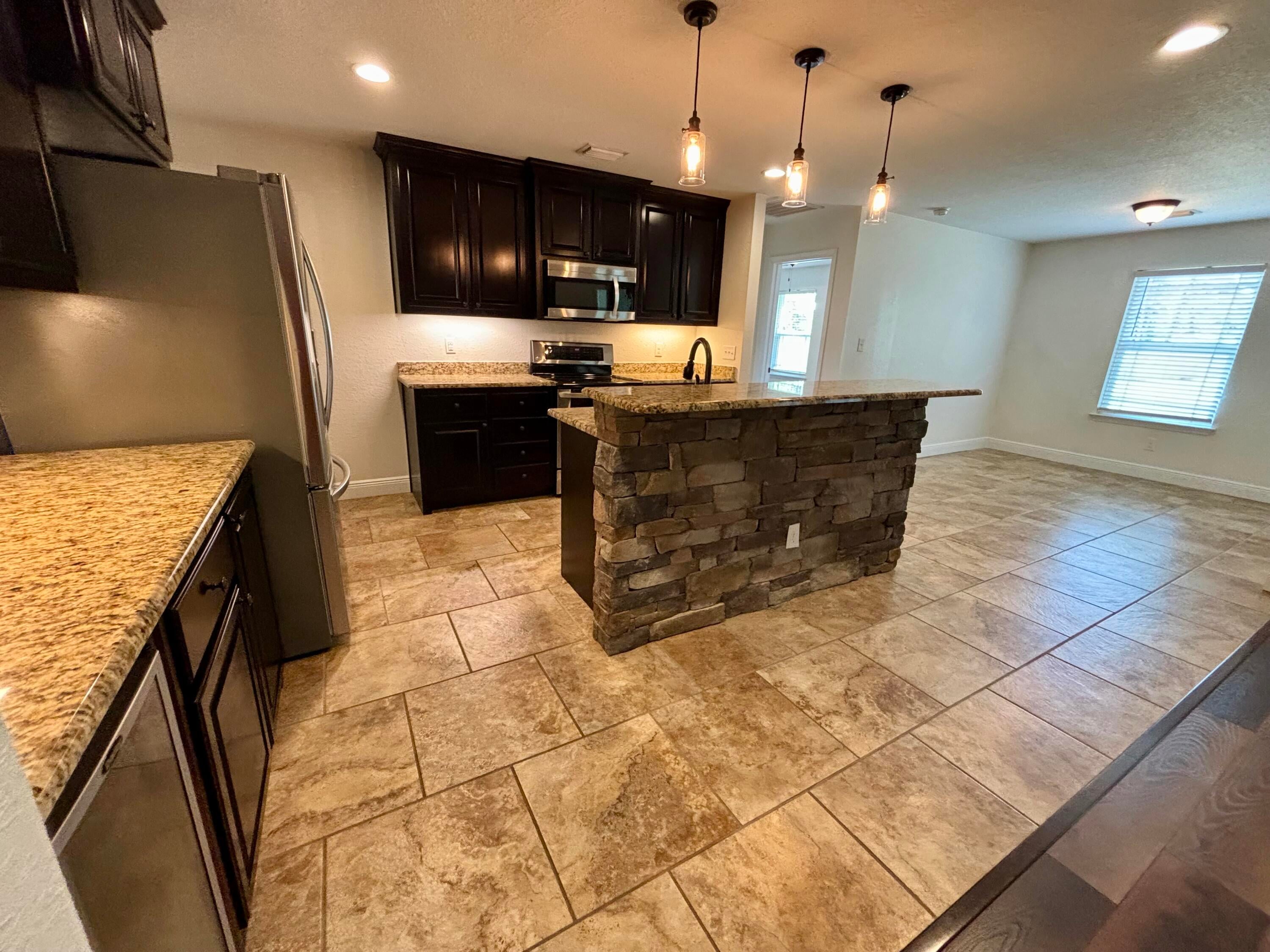NO RECORDED SUBDIVISION - Residential Lease