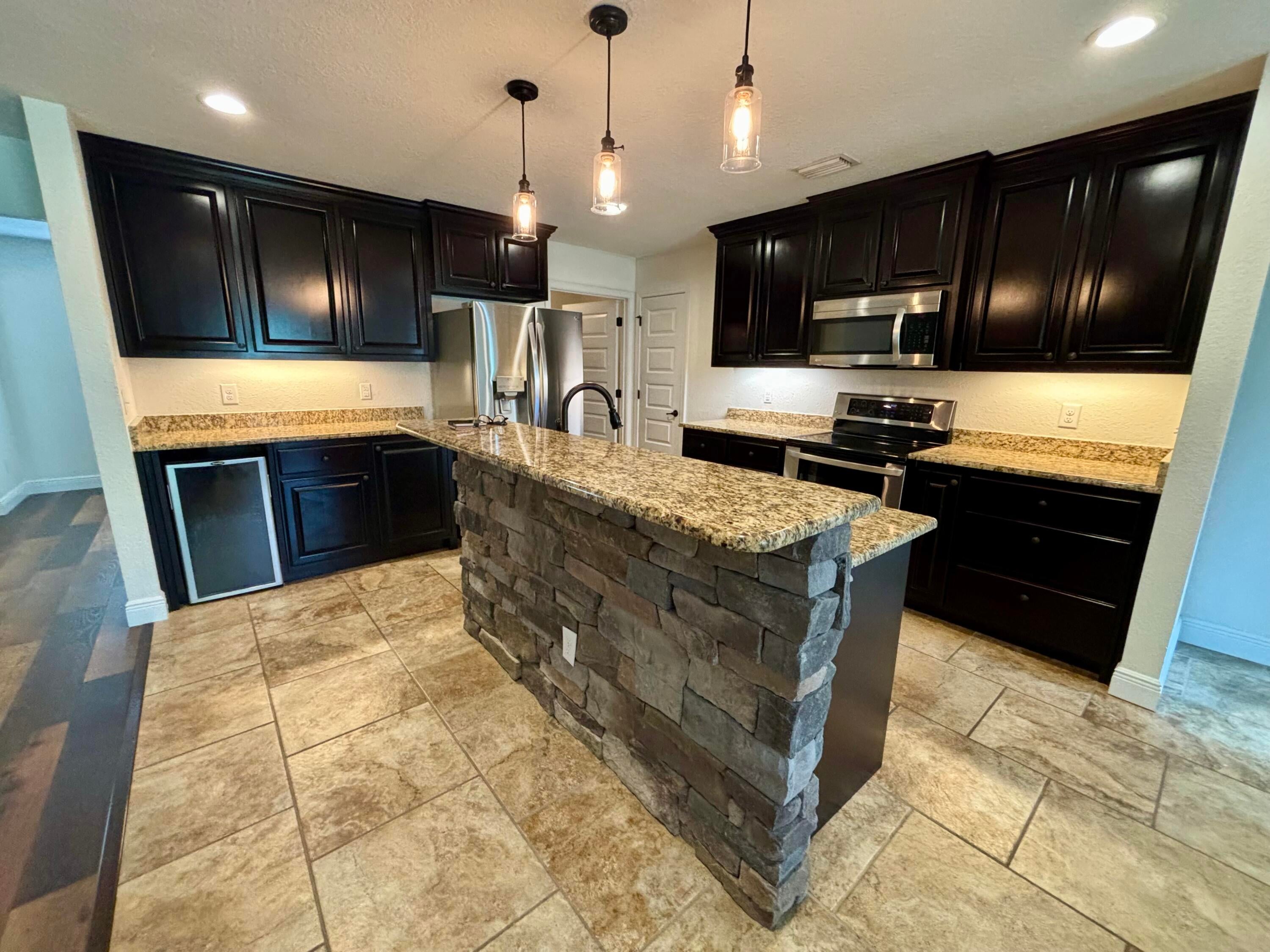 NO RECORDED SUBDIVISION - Residential Lease