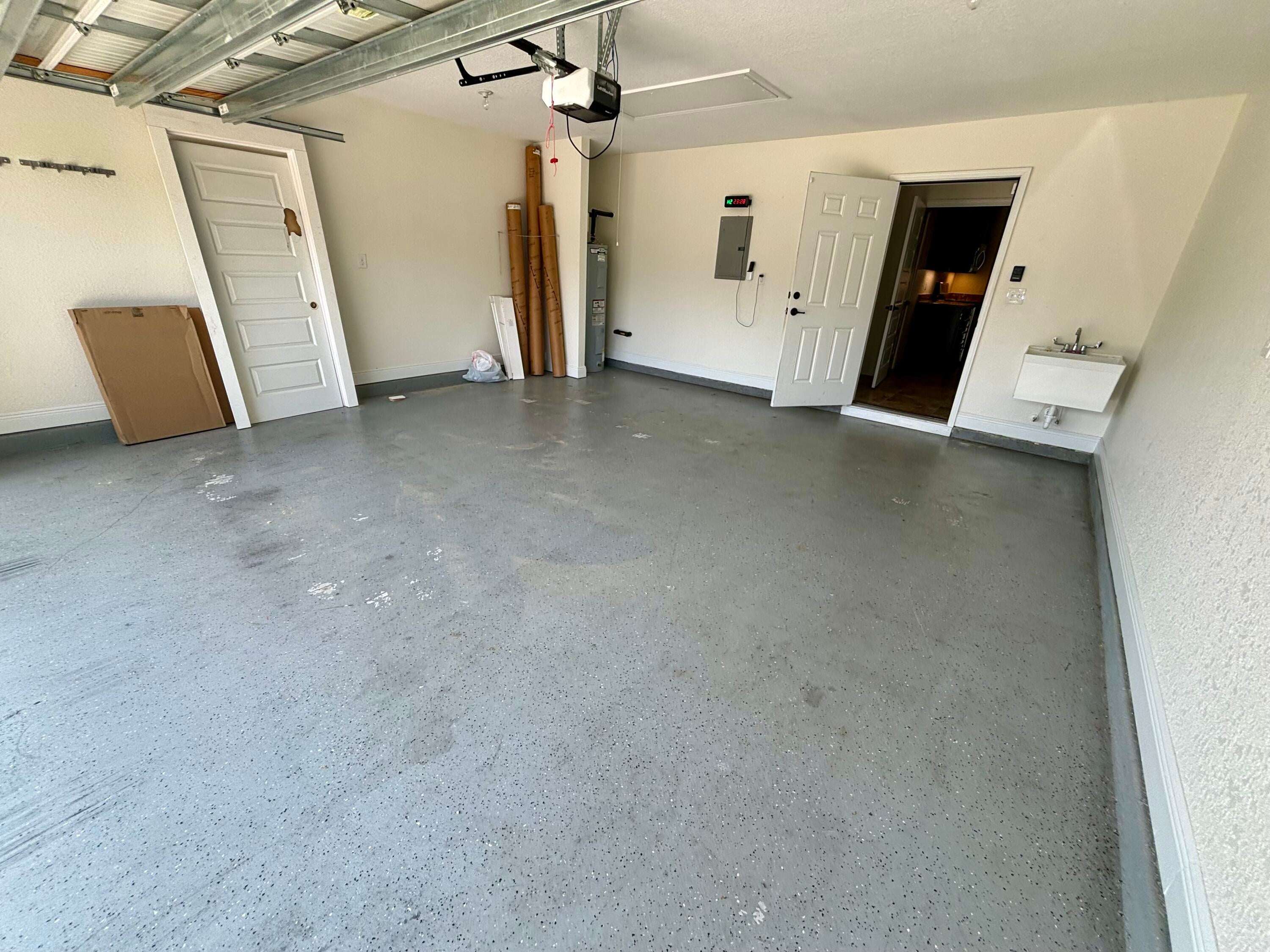 NO RECORDED SUBDIVISION - Residential Lease
