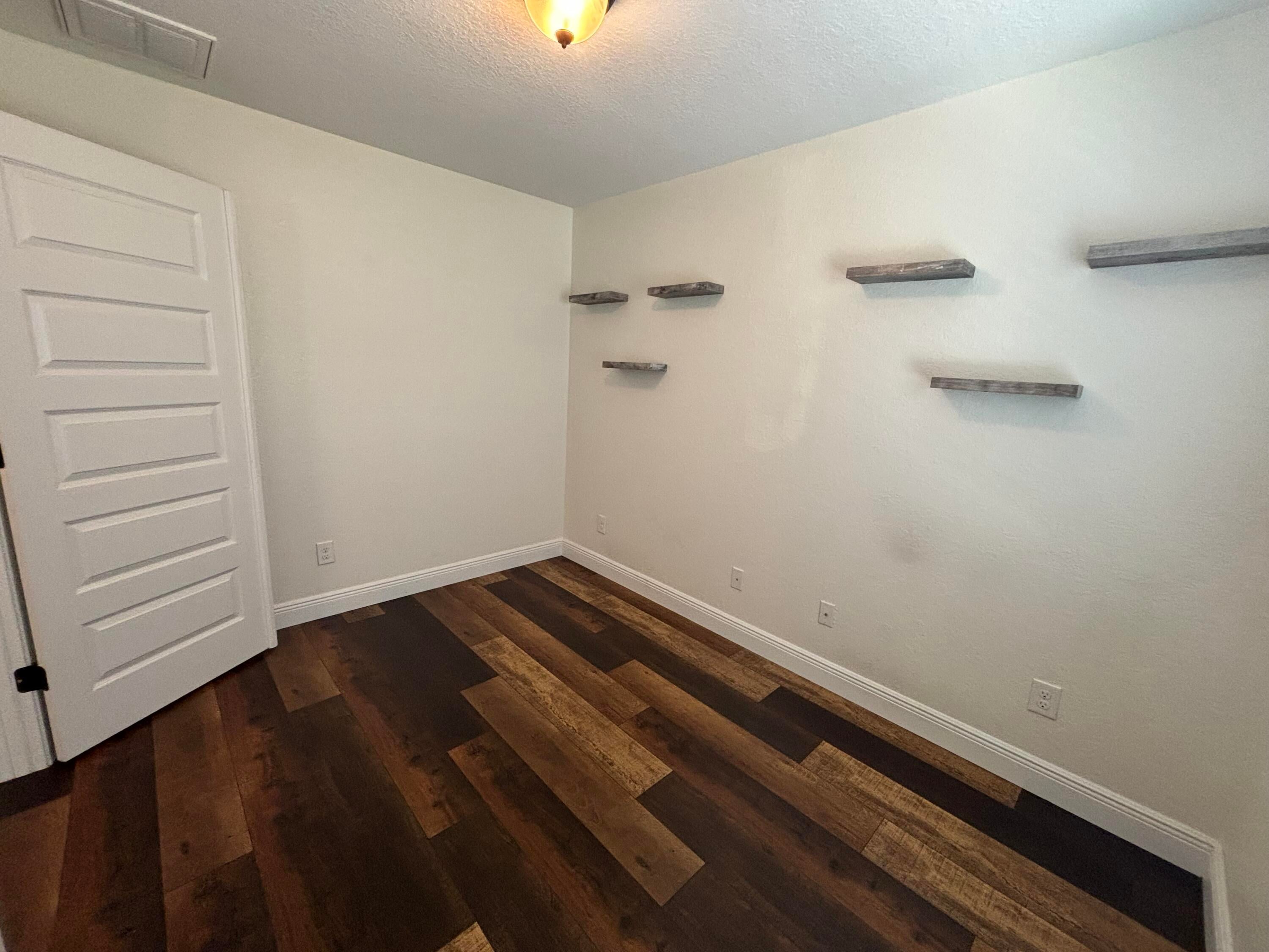 NO RECORDED SUBDIVISION - Residential Lease