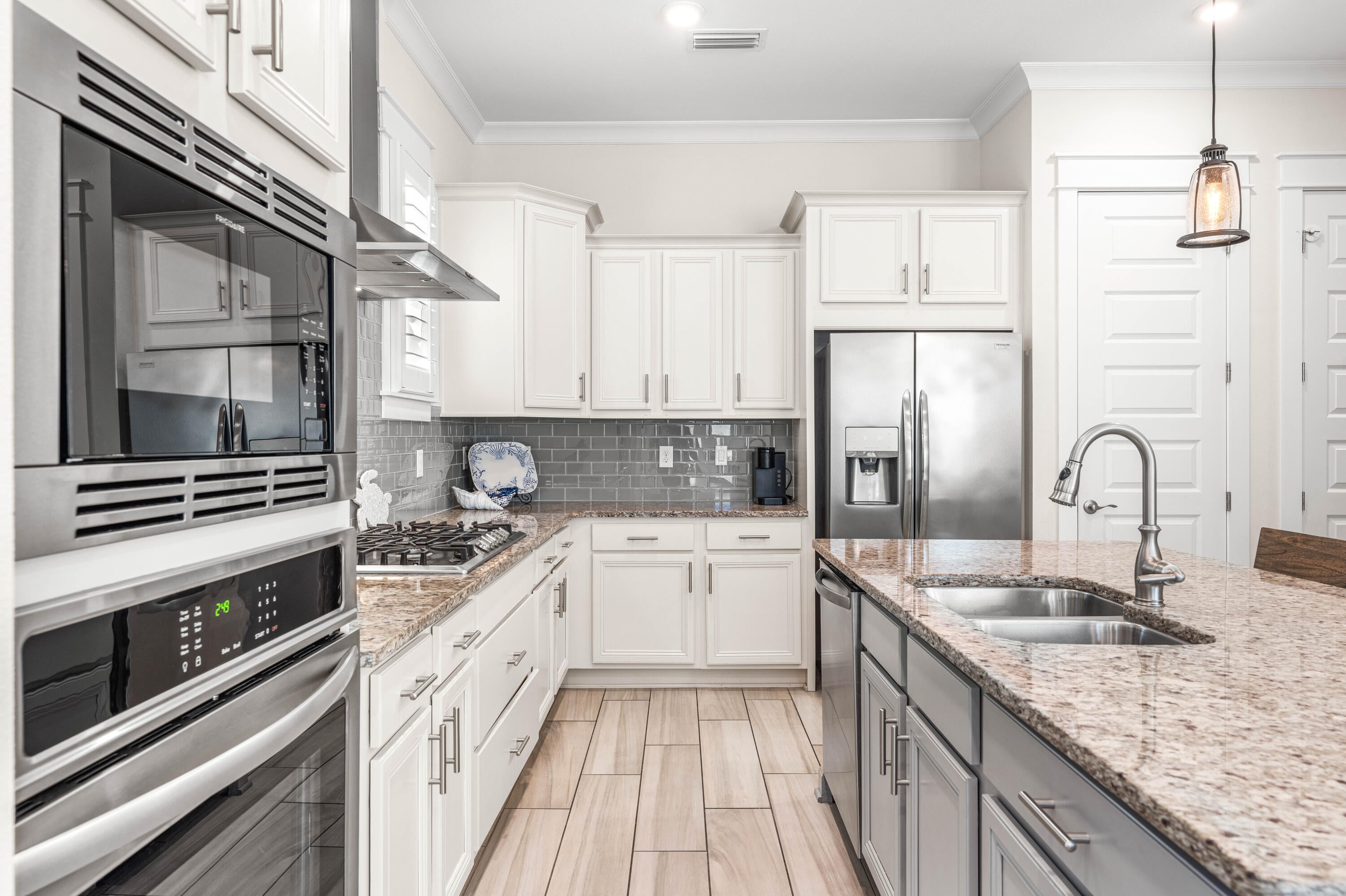 PROMINENCE - Residential
