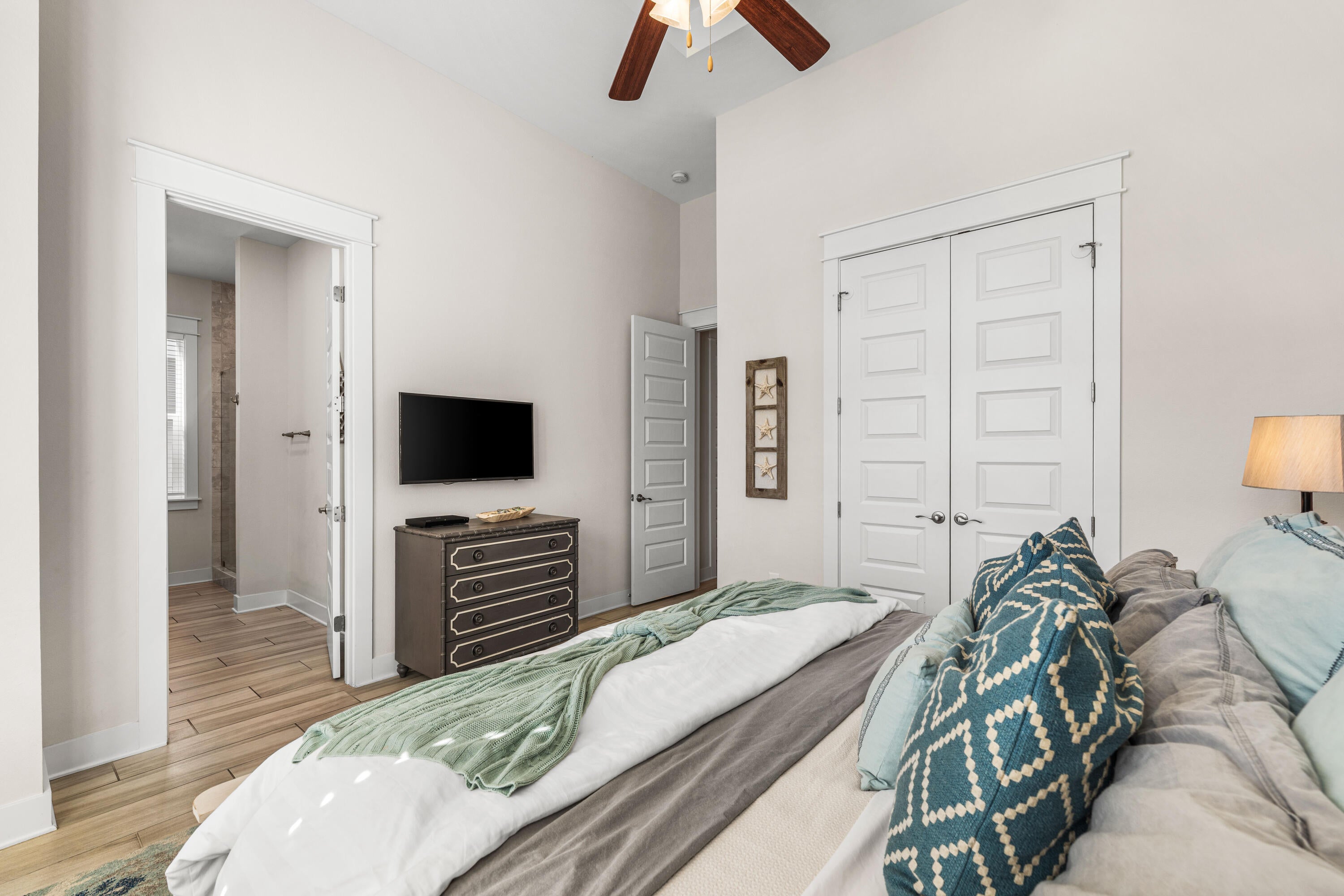 PROMINENCE - Residential