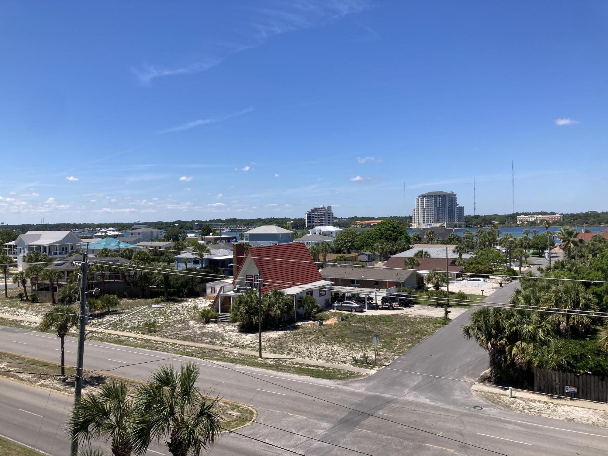 Emerald Isle - Residential